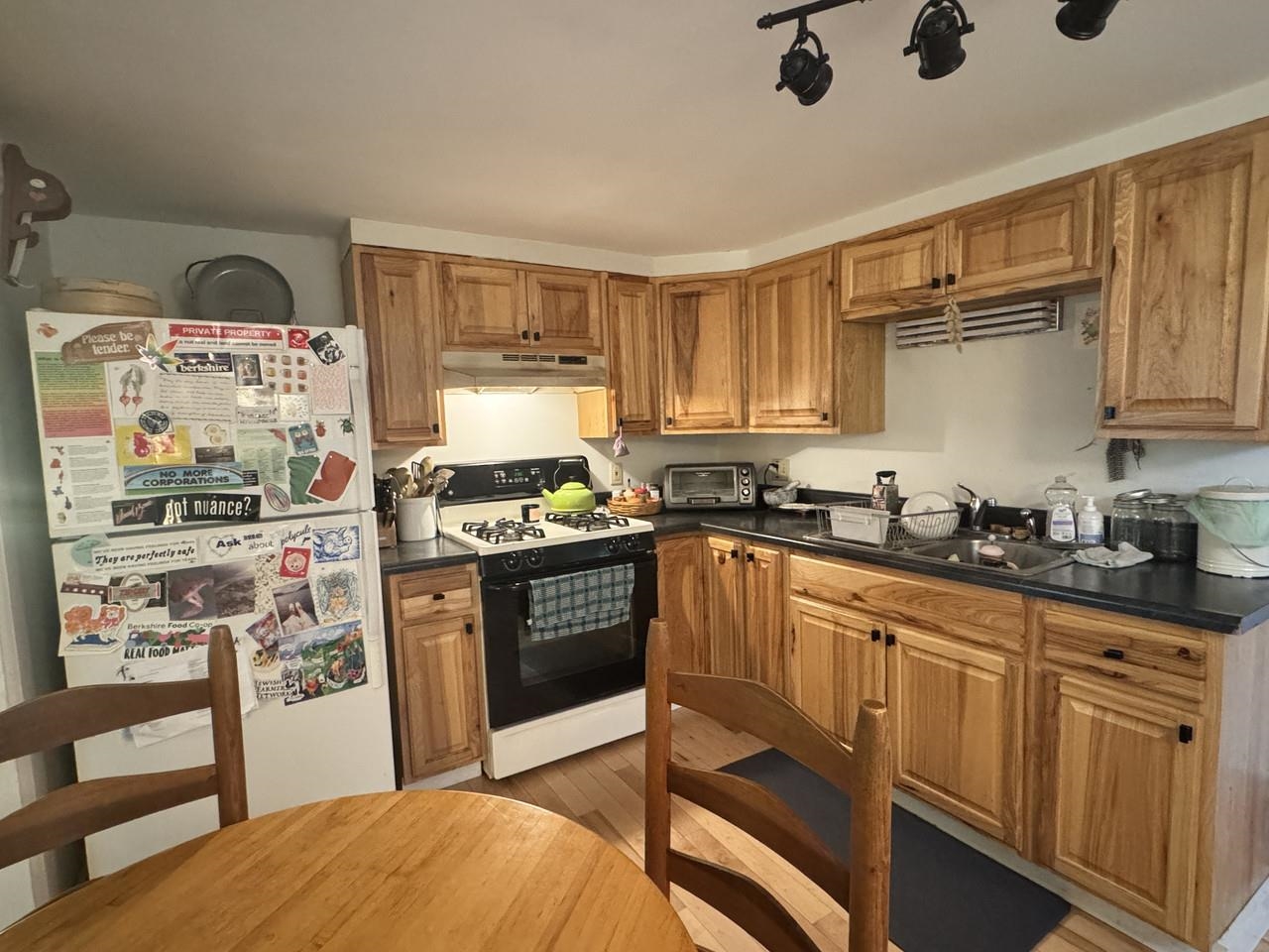 main property photo 7