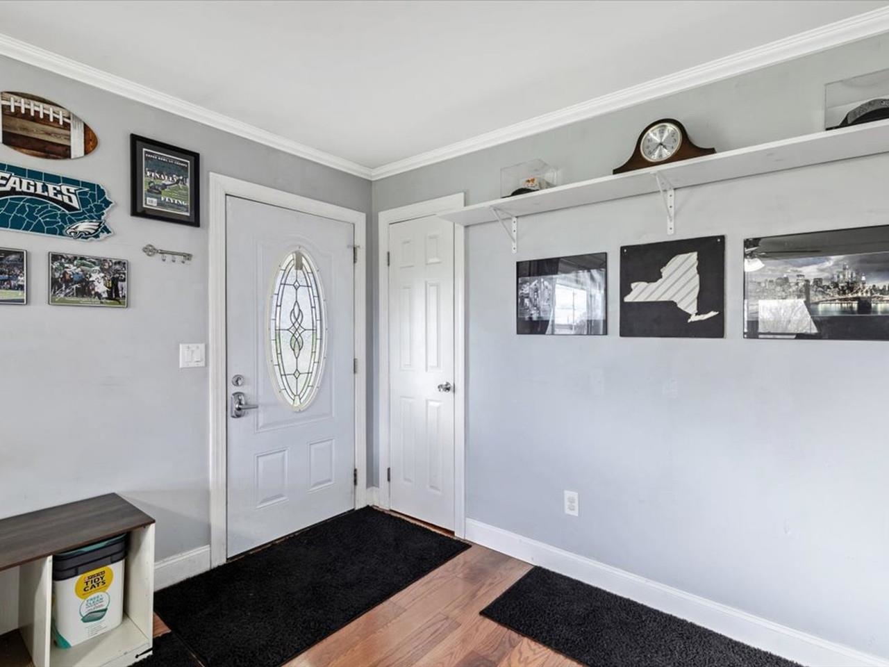 main property photo 9