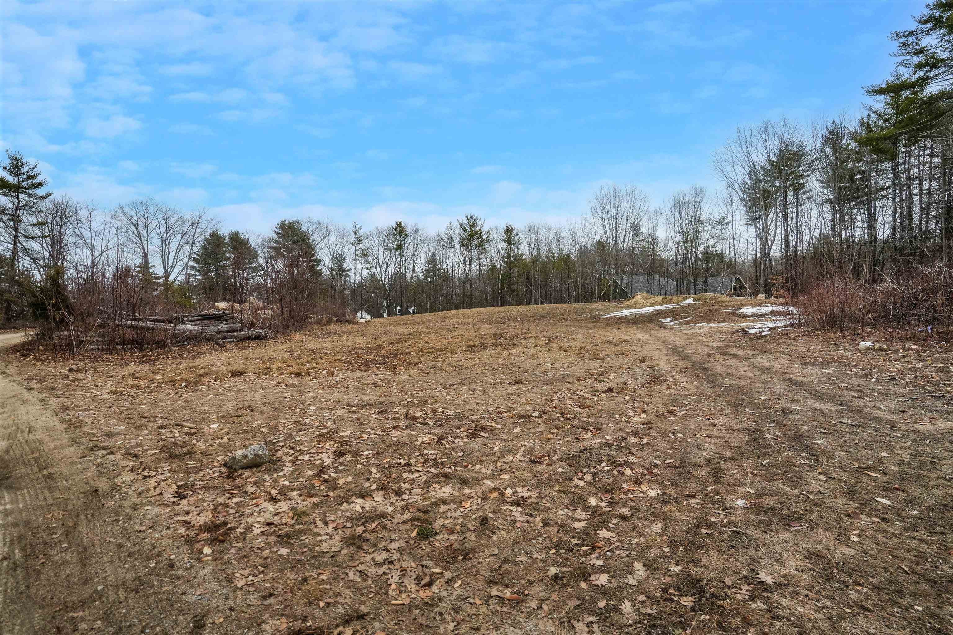 main property photo 41