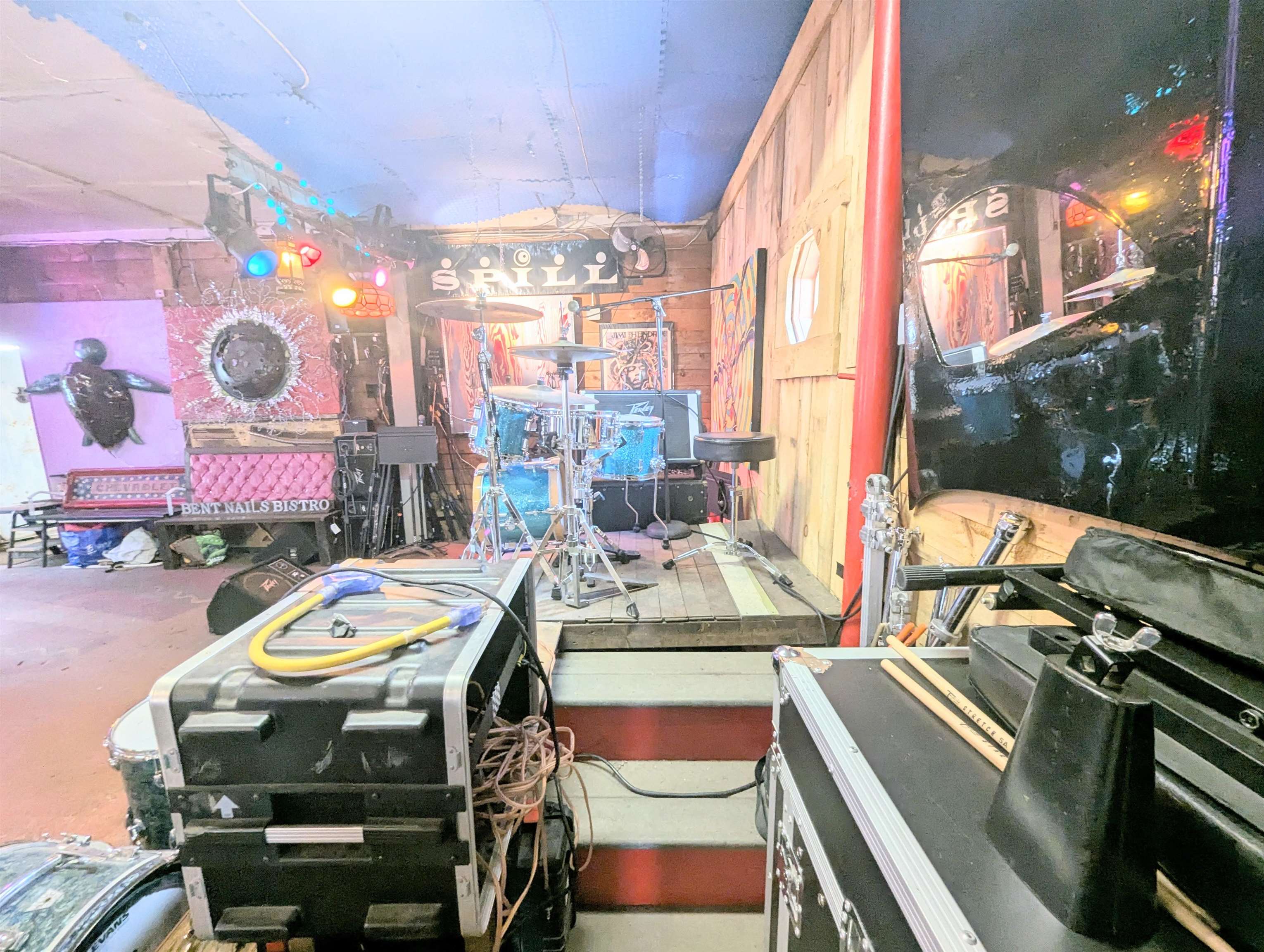 main property photo 28