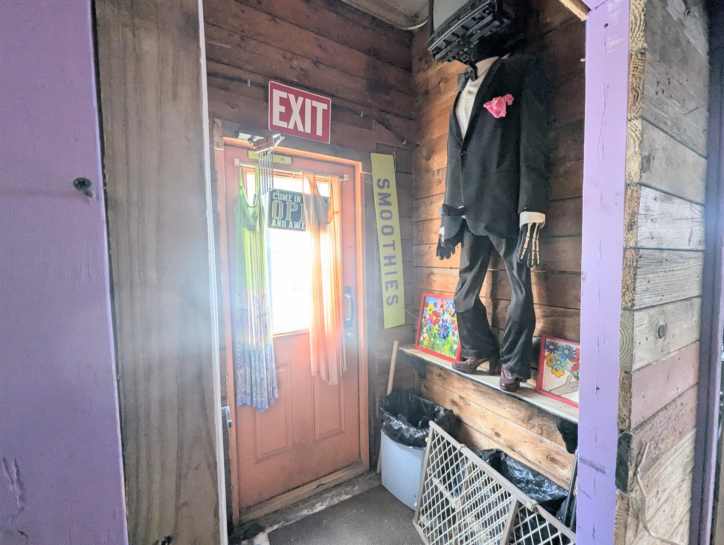 main property photo 8