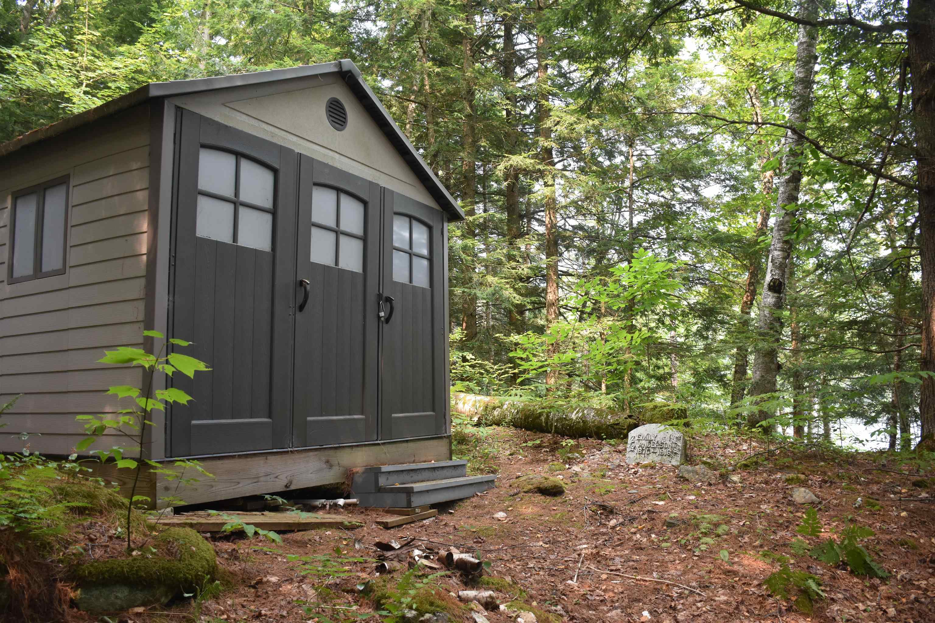 main property photo 30