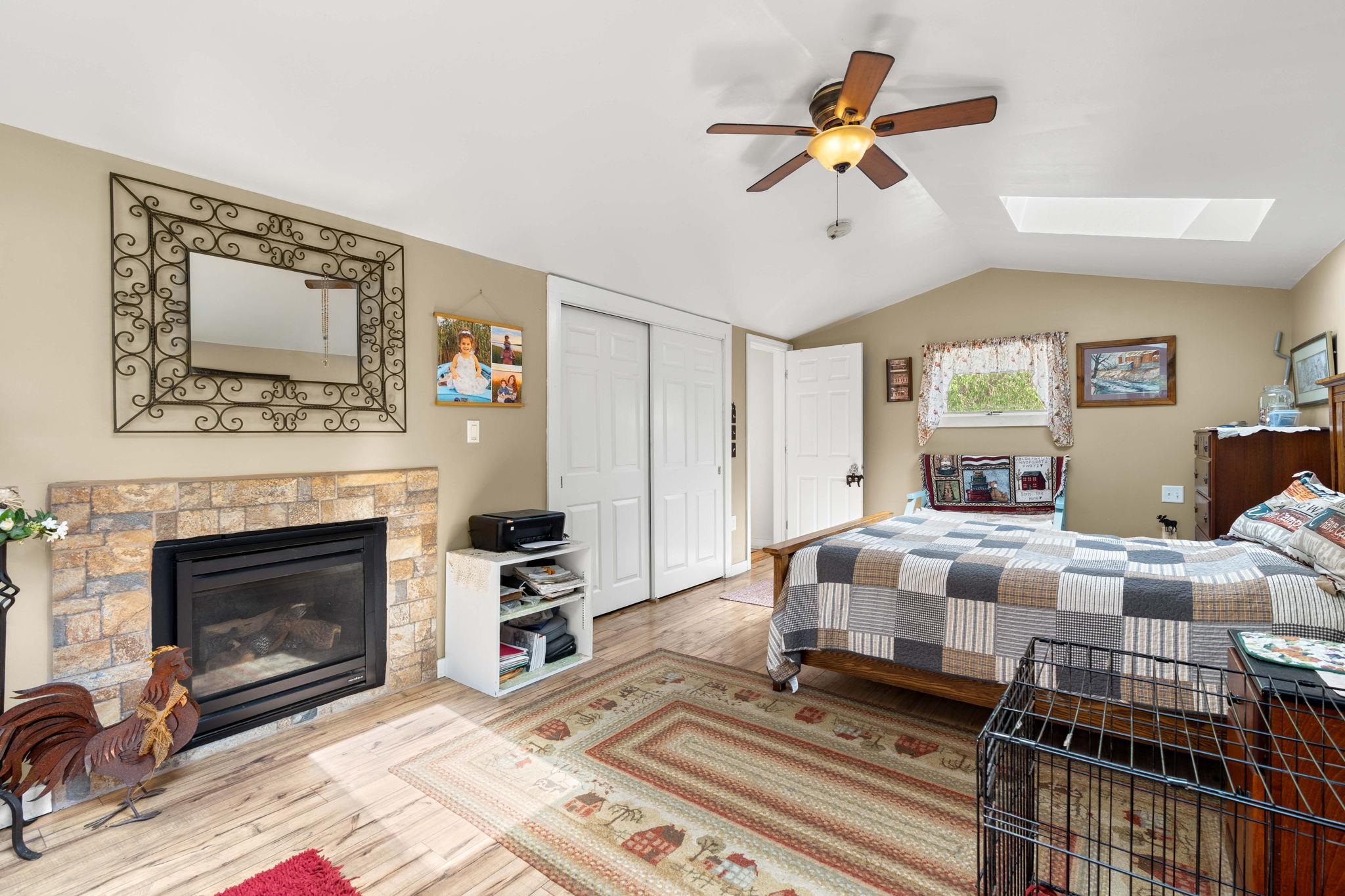 main property photo 20