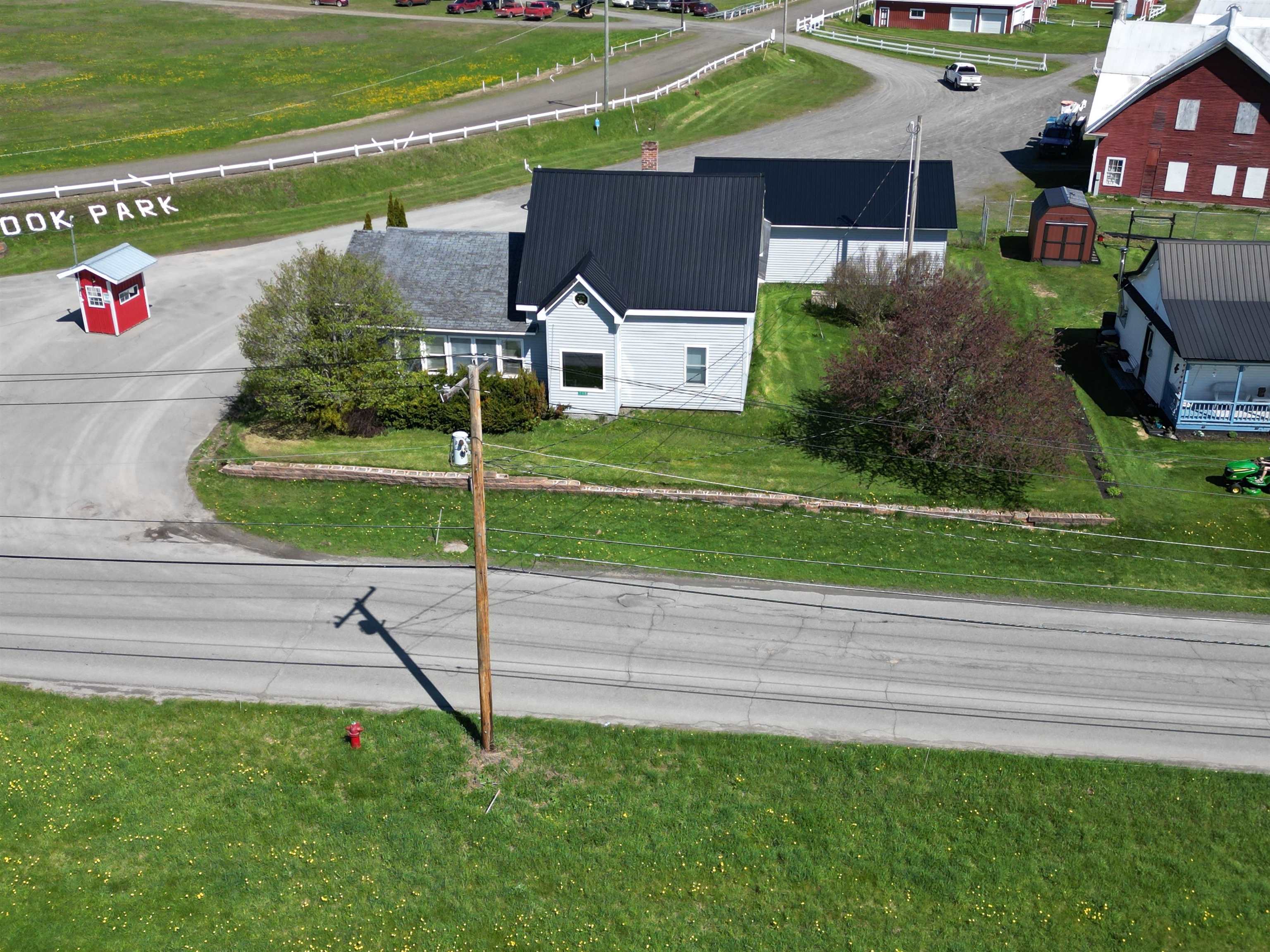 main property photo 4