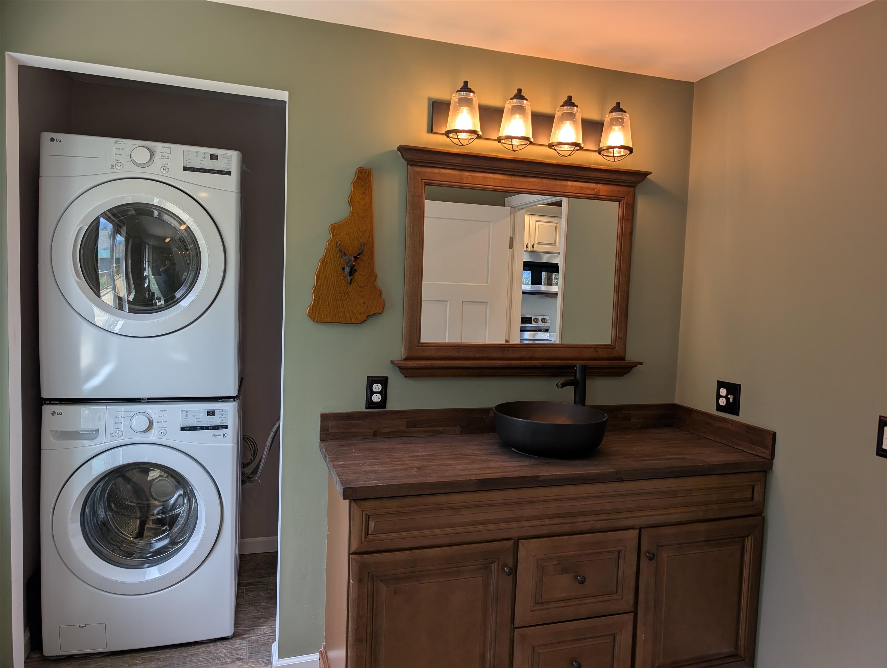 main property photo 38