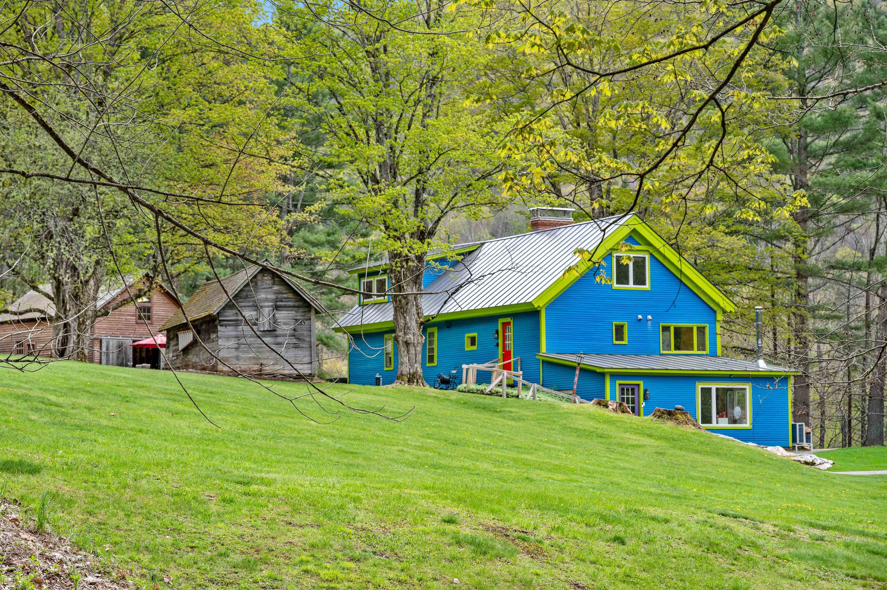 main property photo 6