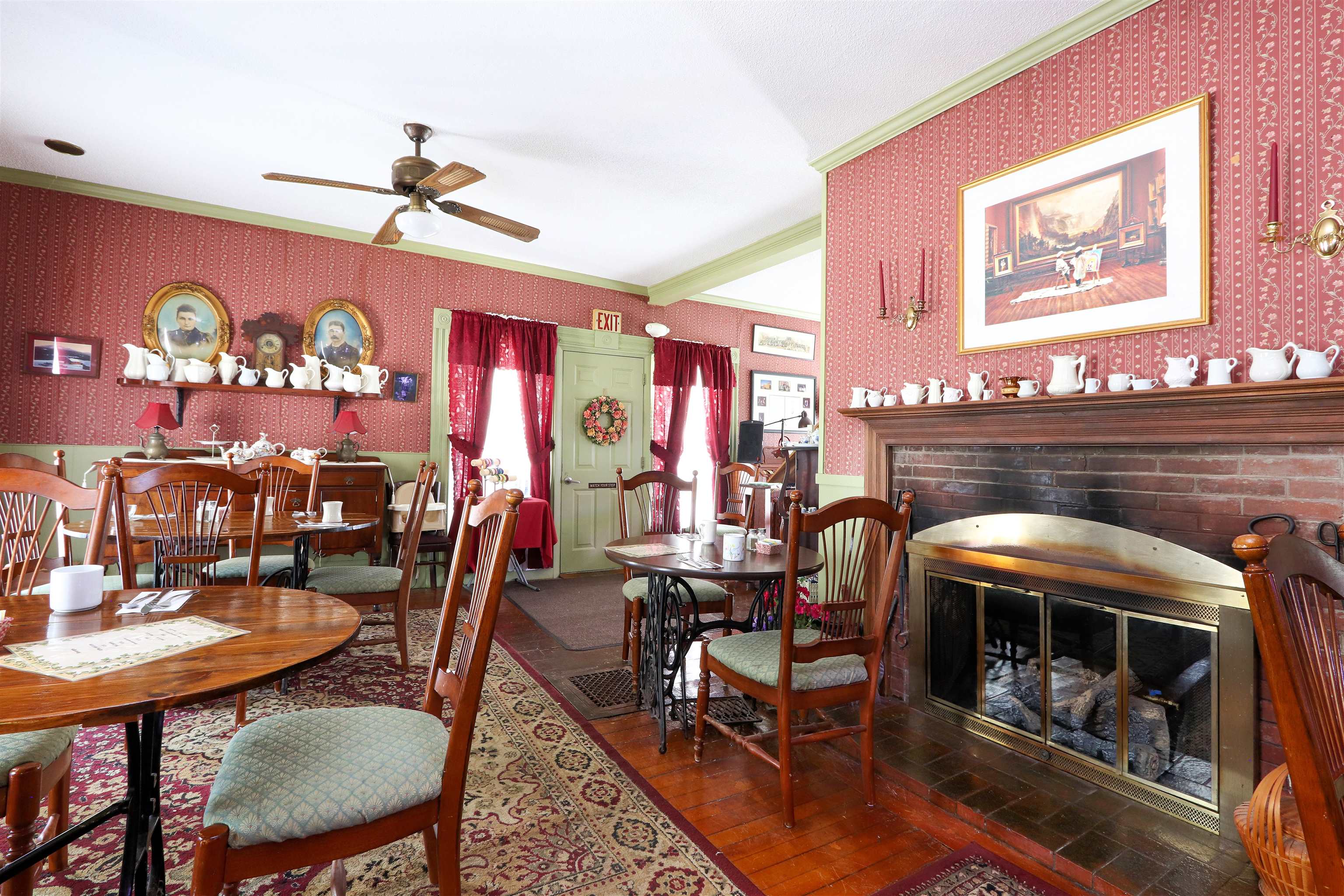 main property photo 9
