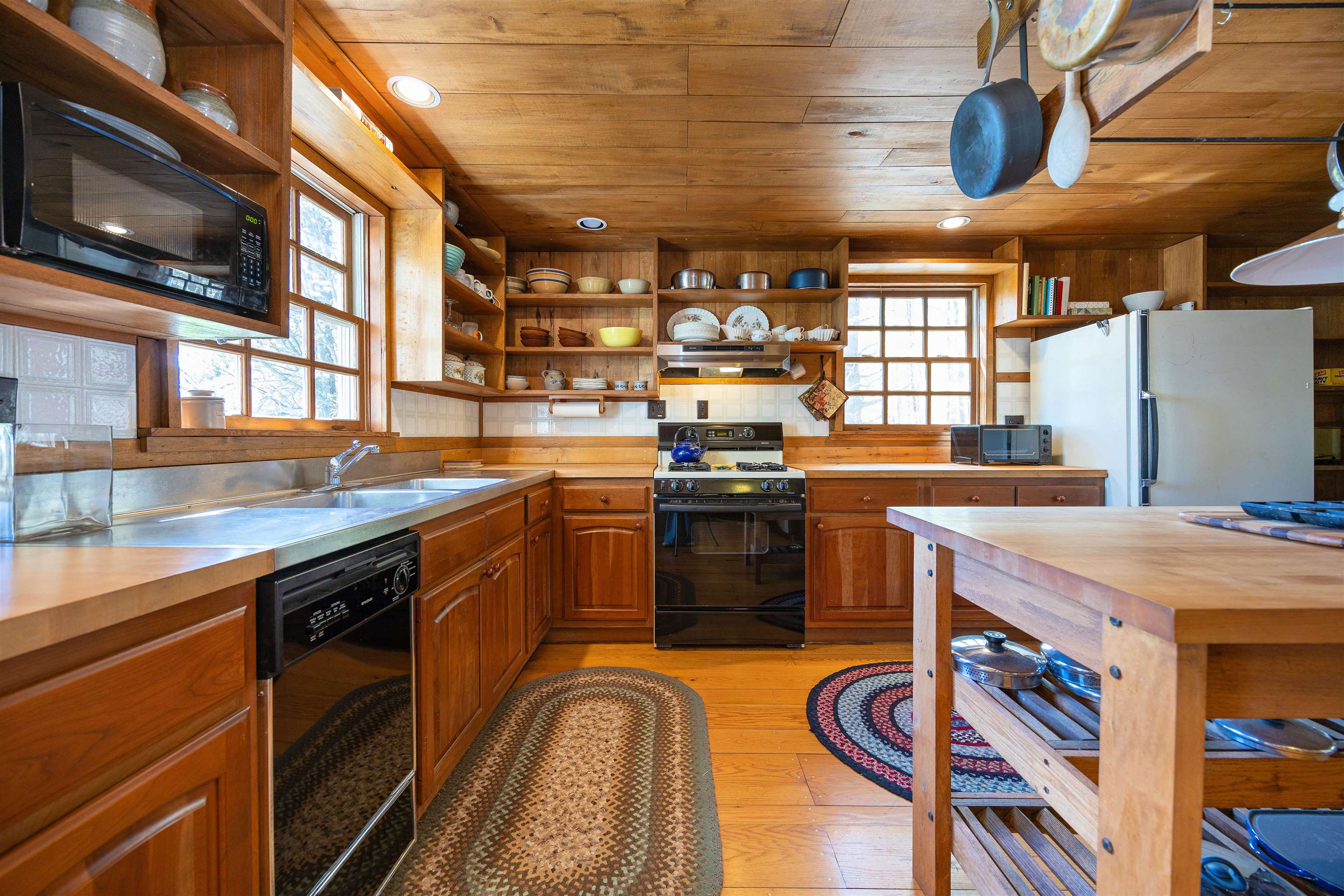 main property photo 20