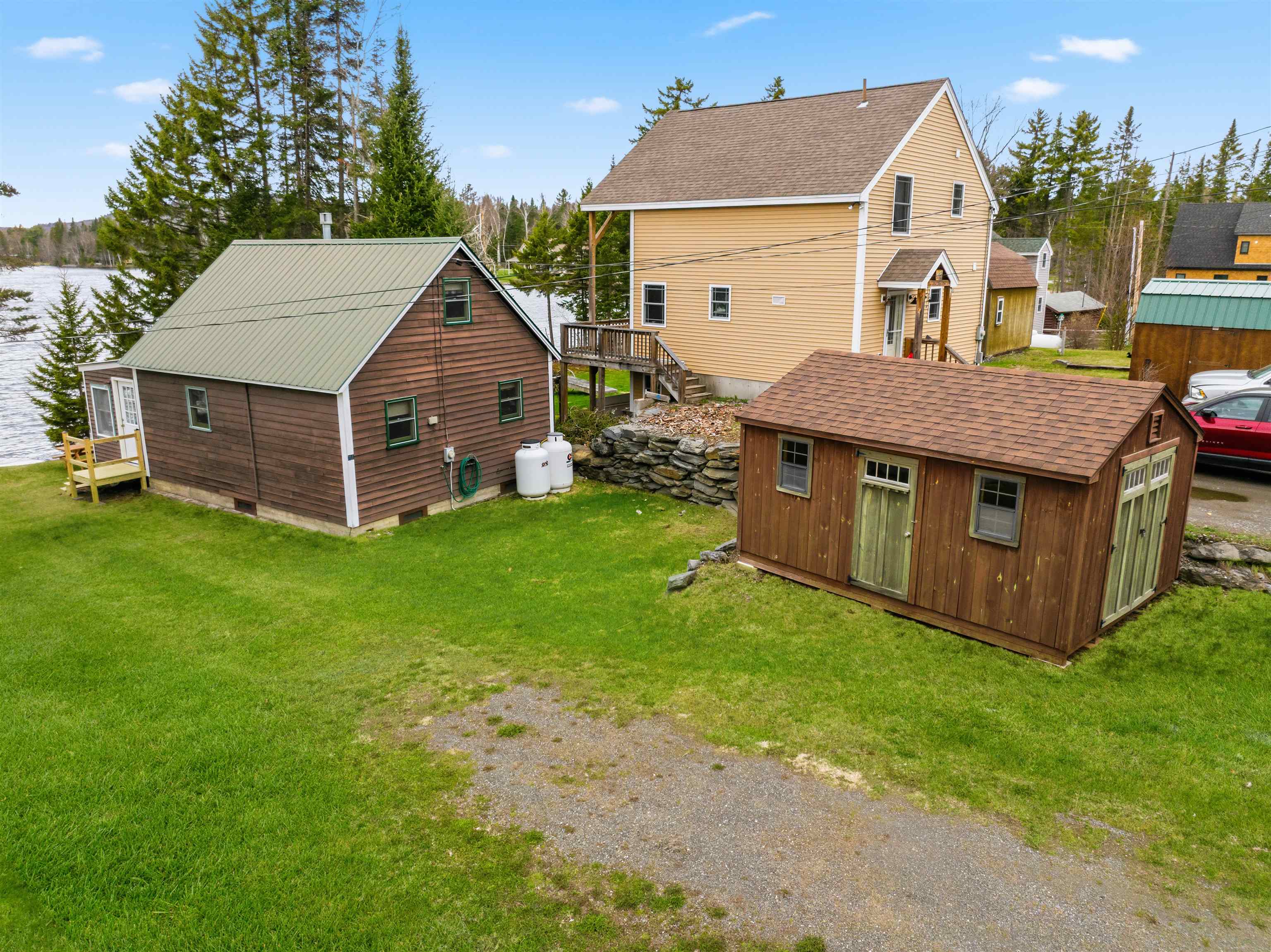 main property photo 50