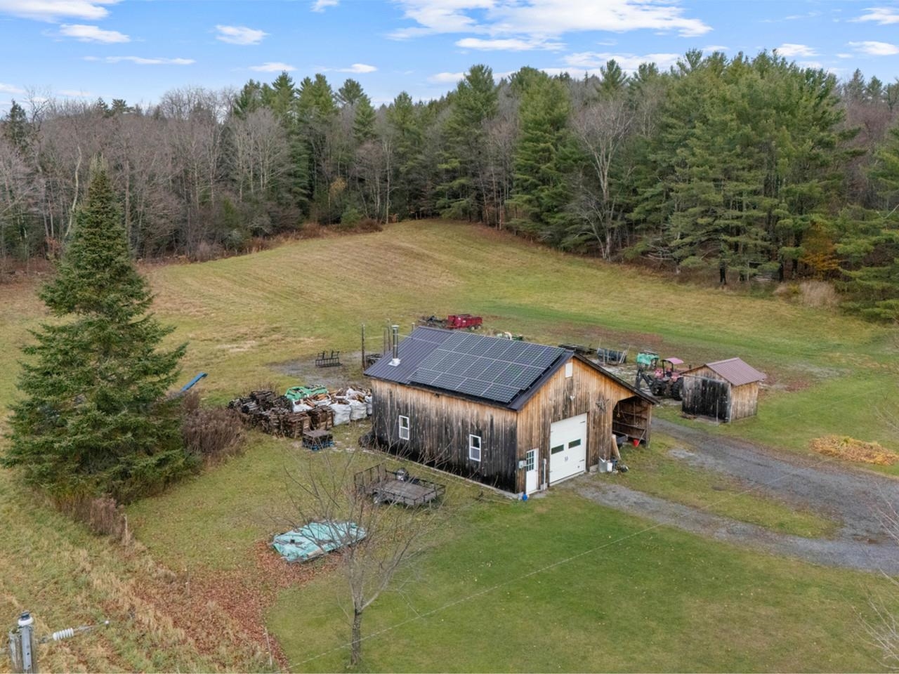 main property photo 36