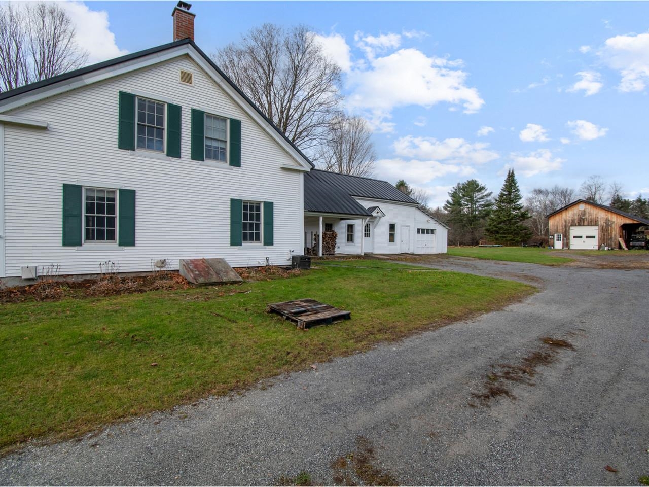 main property photo 7