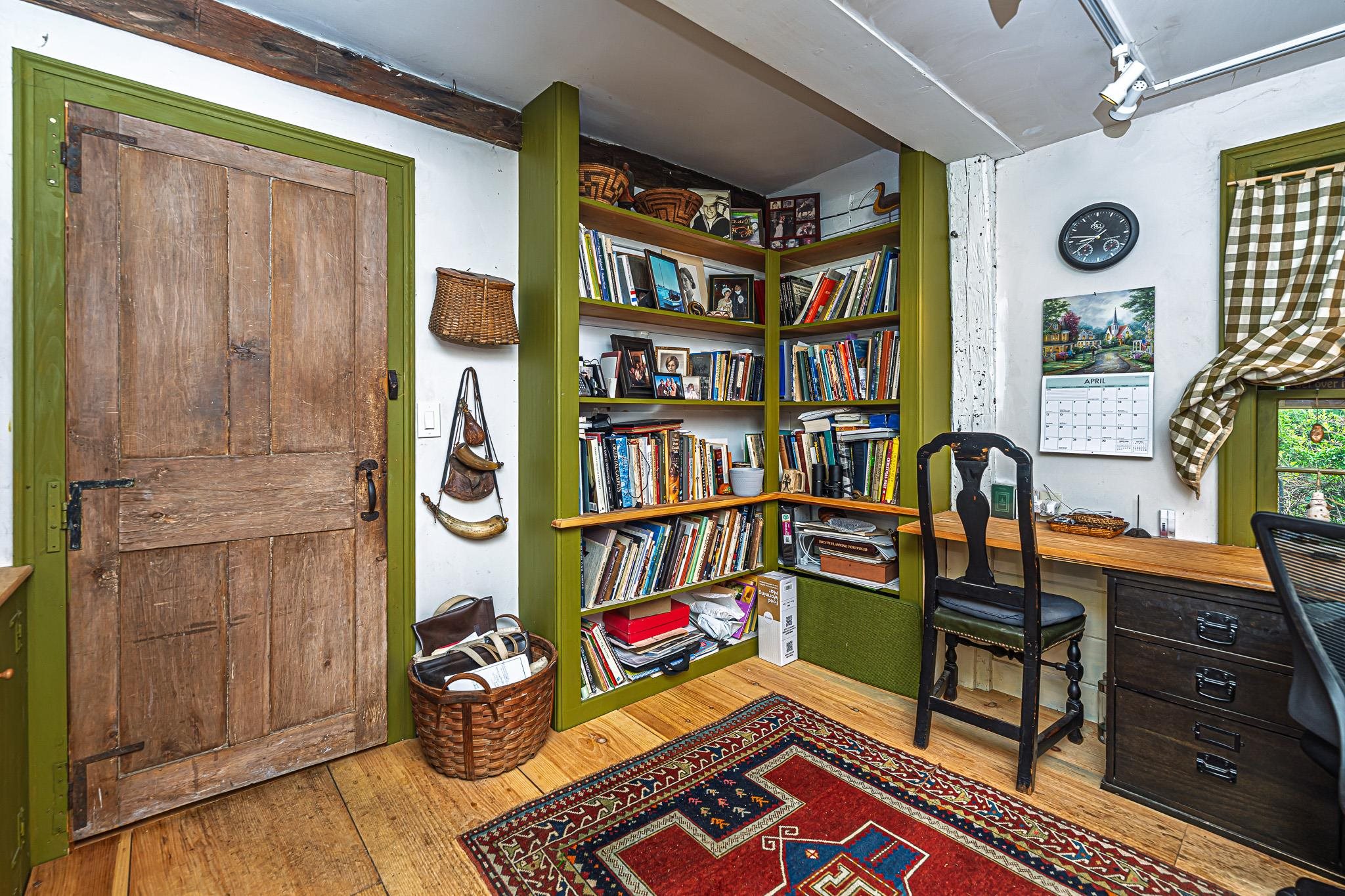 main property photo 25