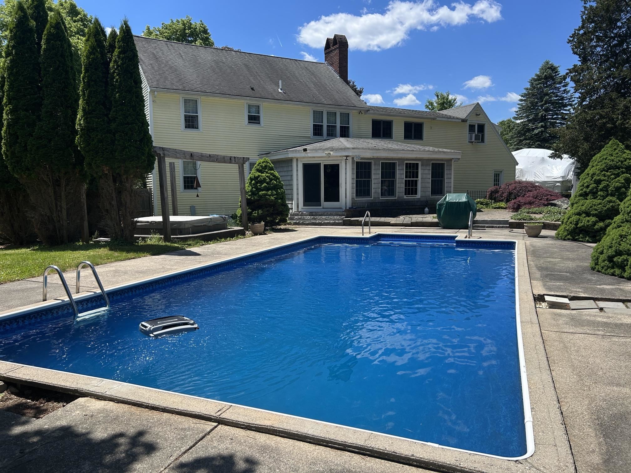 main property photo 45