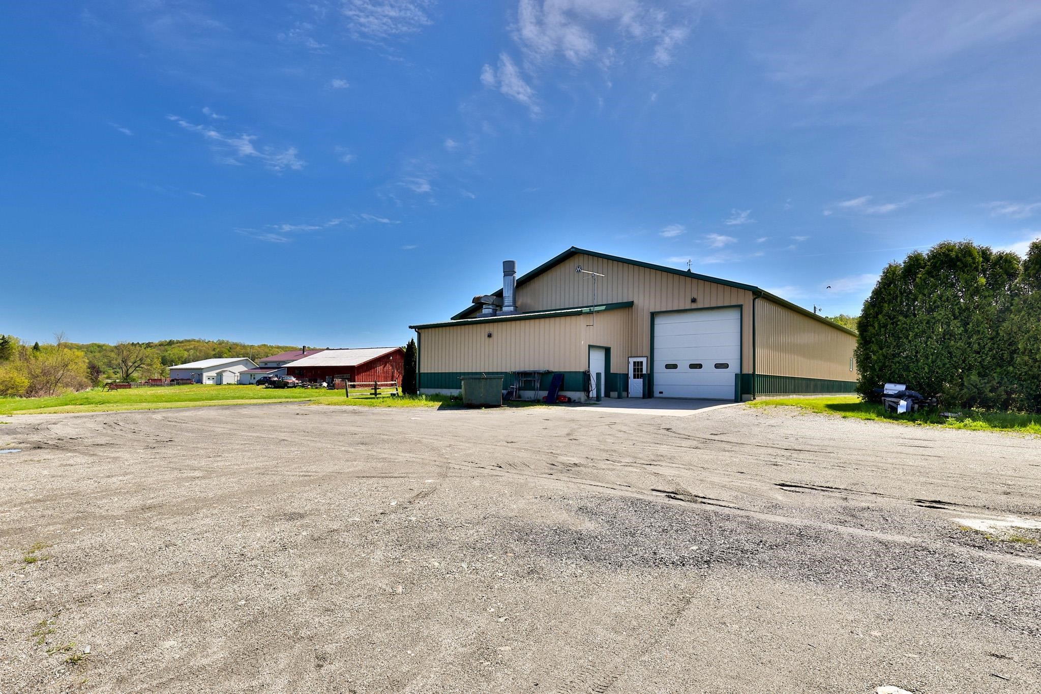 main property photo 42