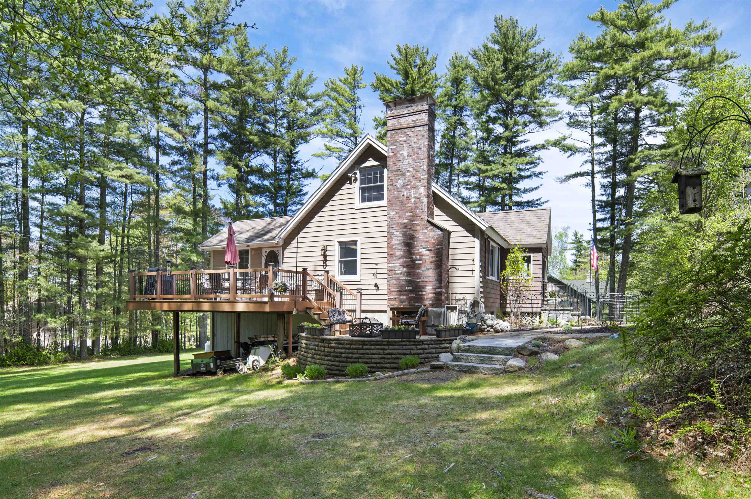 main property photo 30
