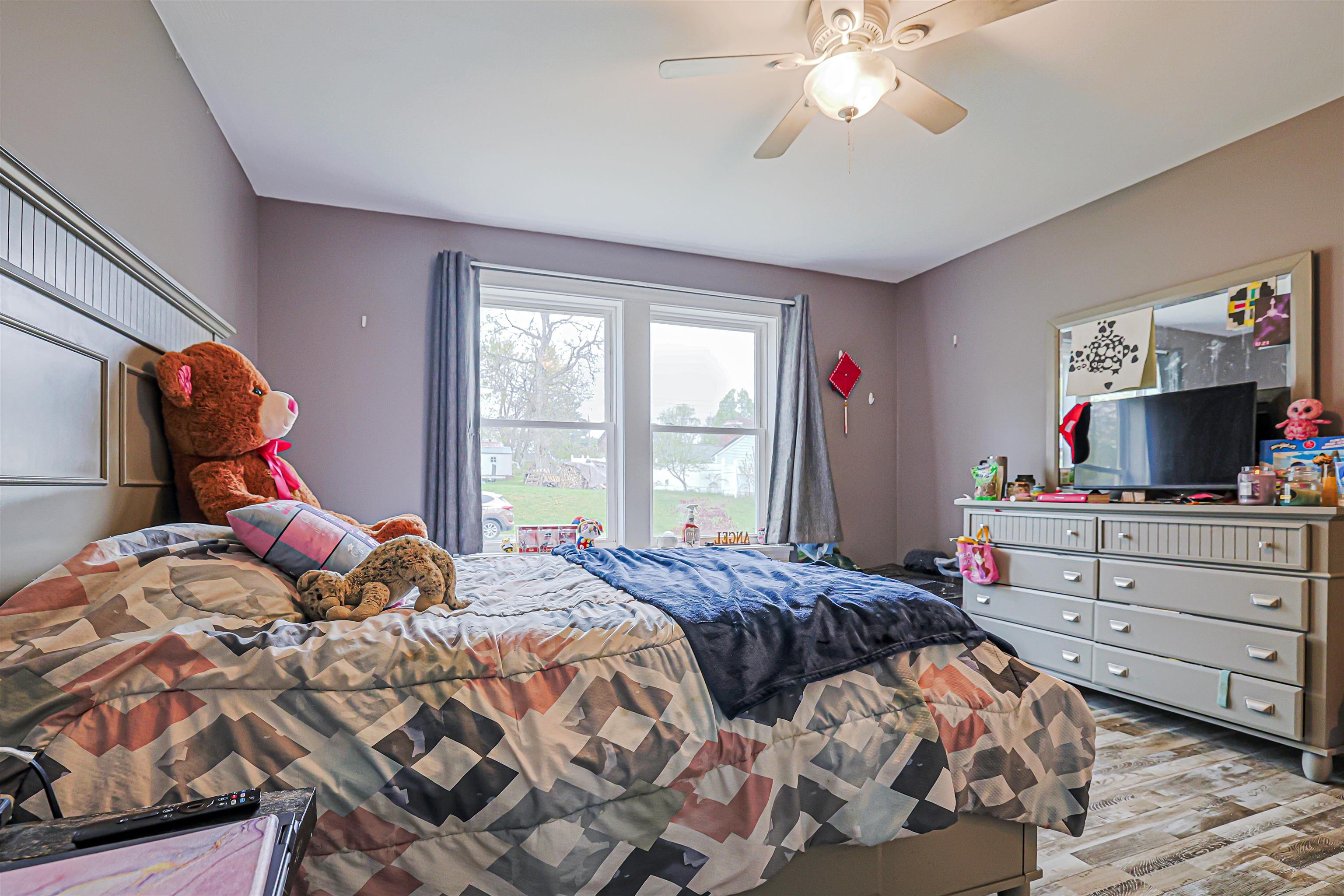 main property photo 15
