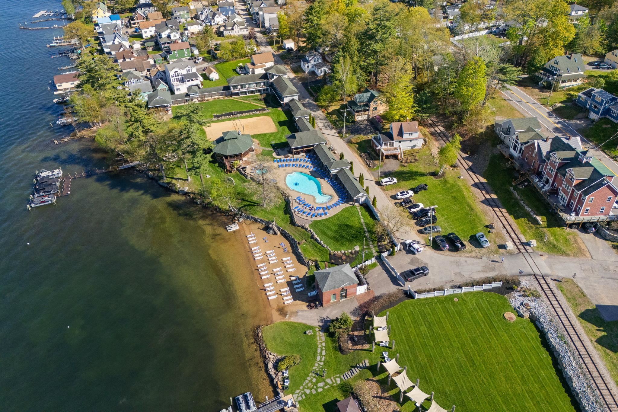 main property photo 30