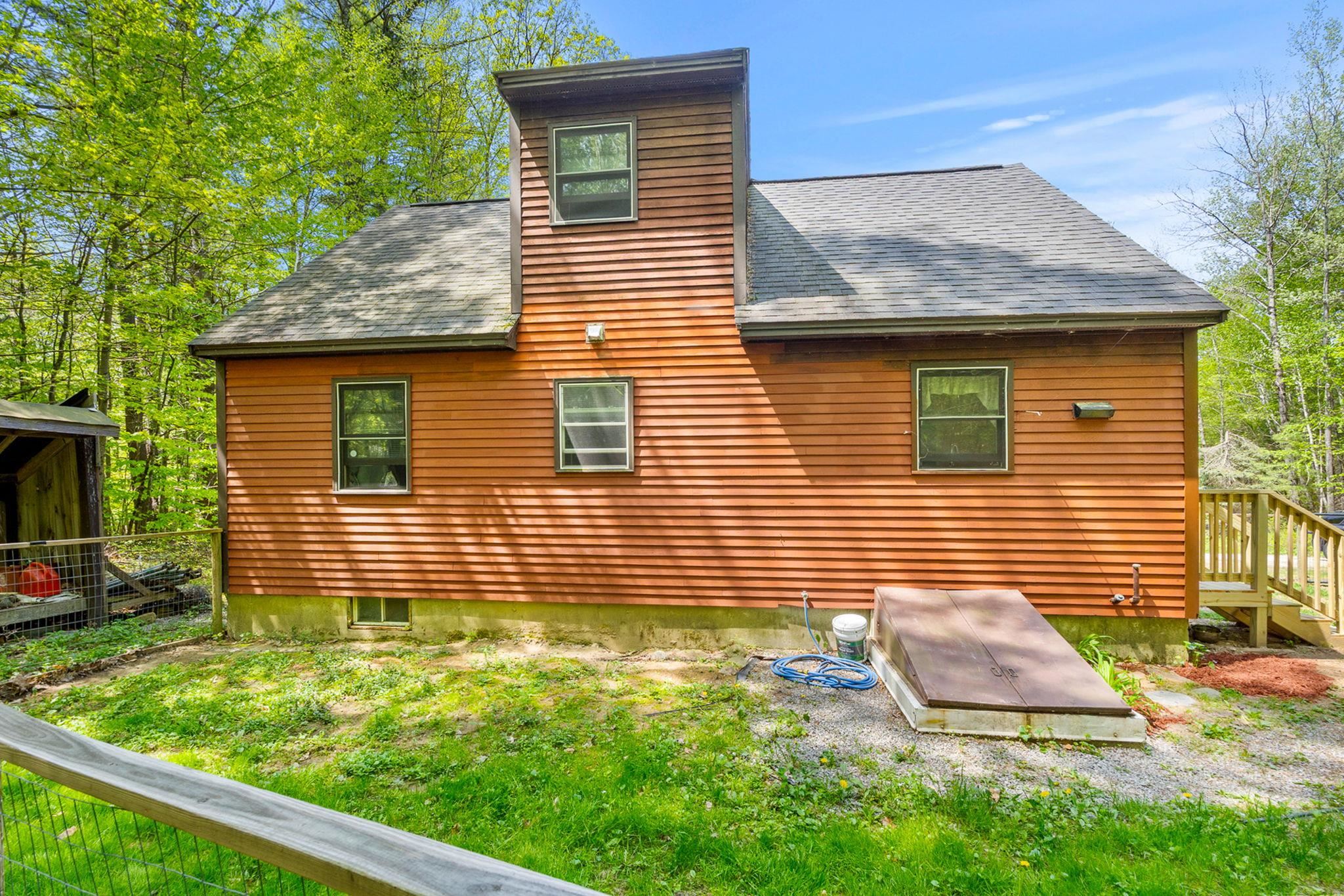 main property photo 24