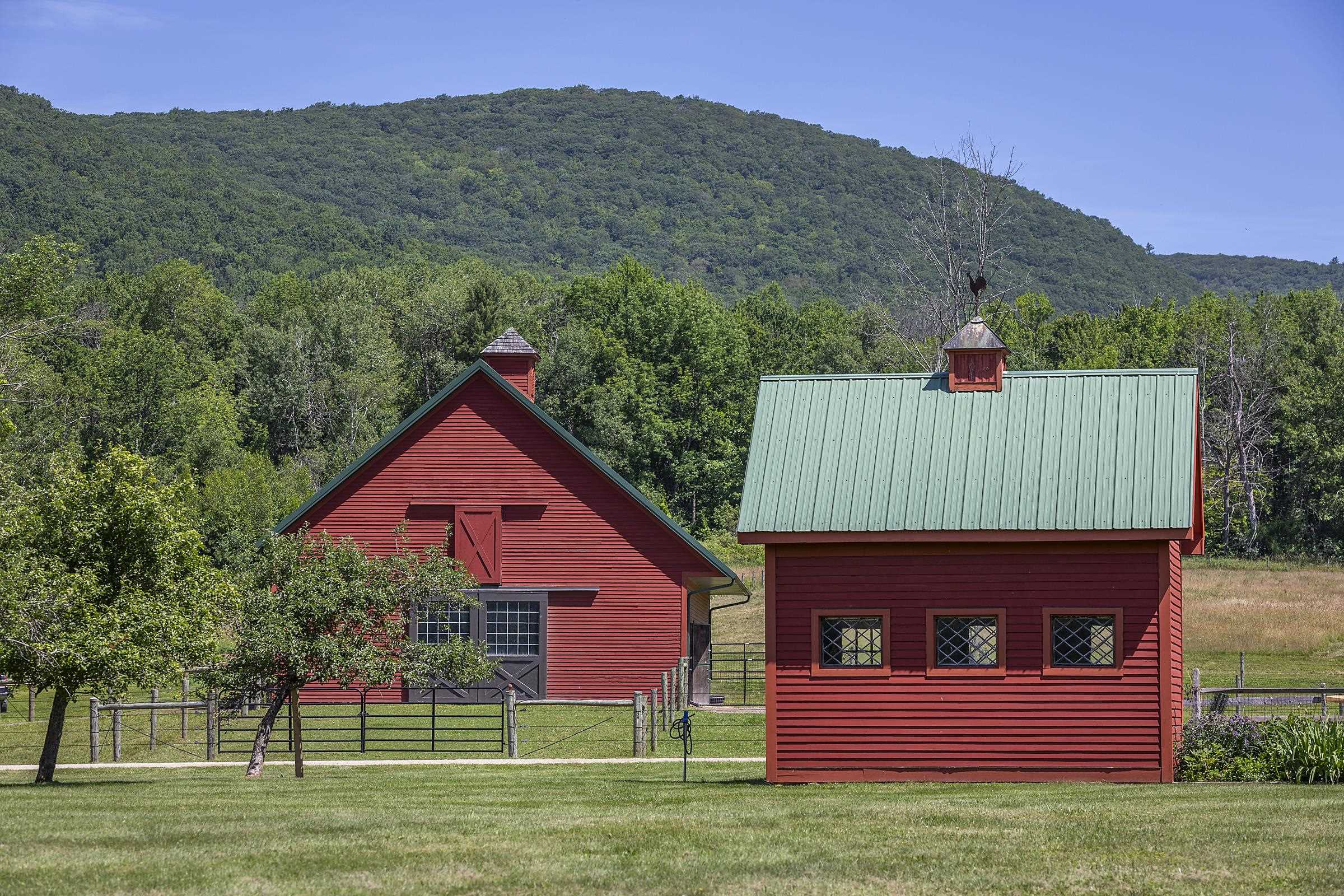 main property photo 2