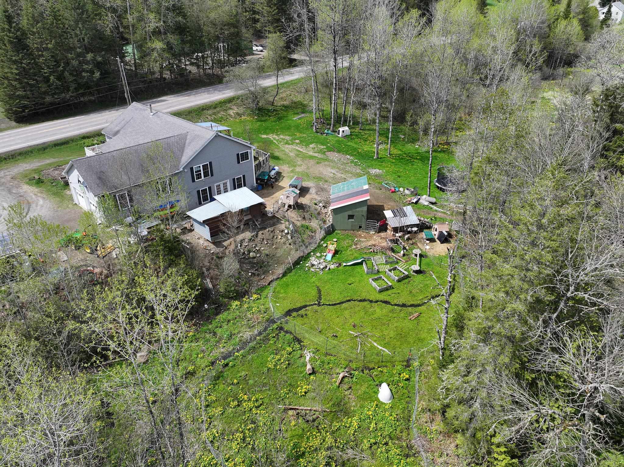 main property photo 40