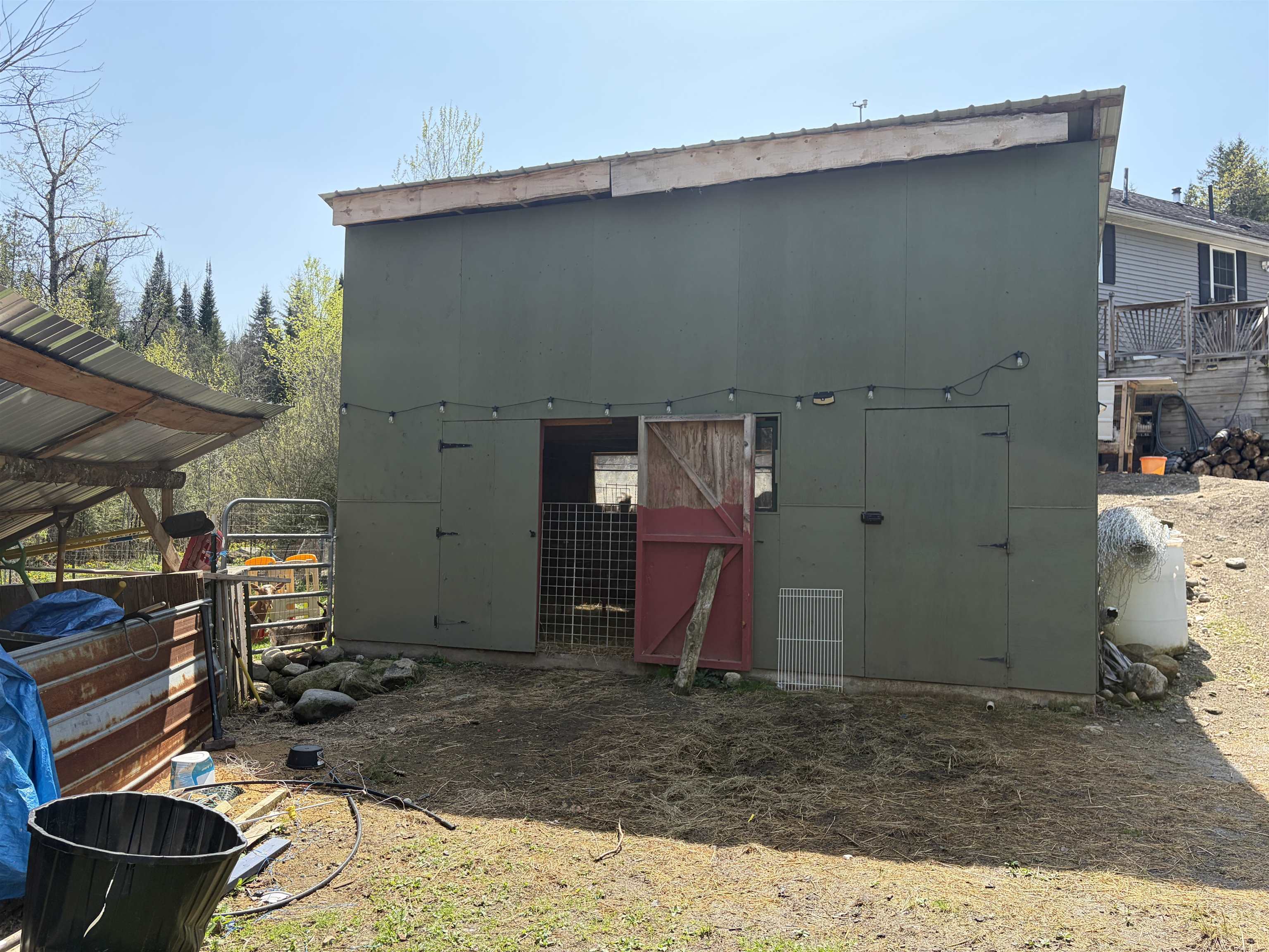 main property photo 43