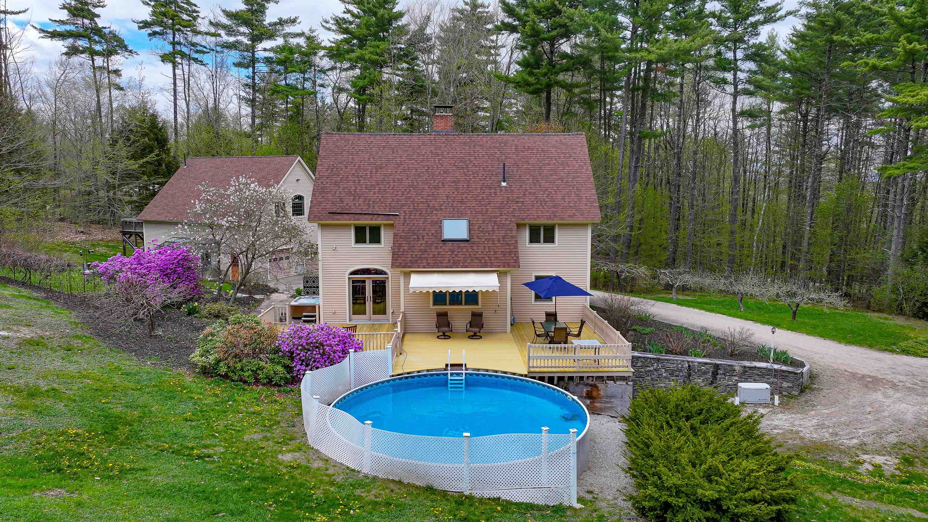 main property photo 48