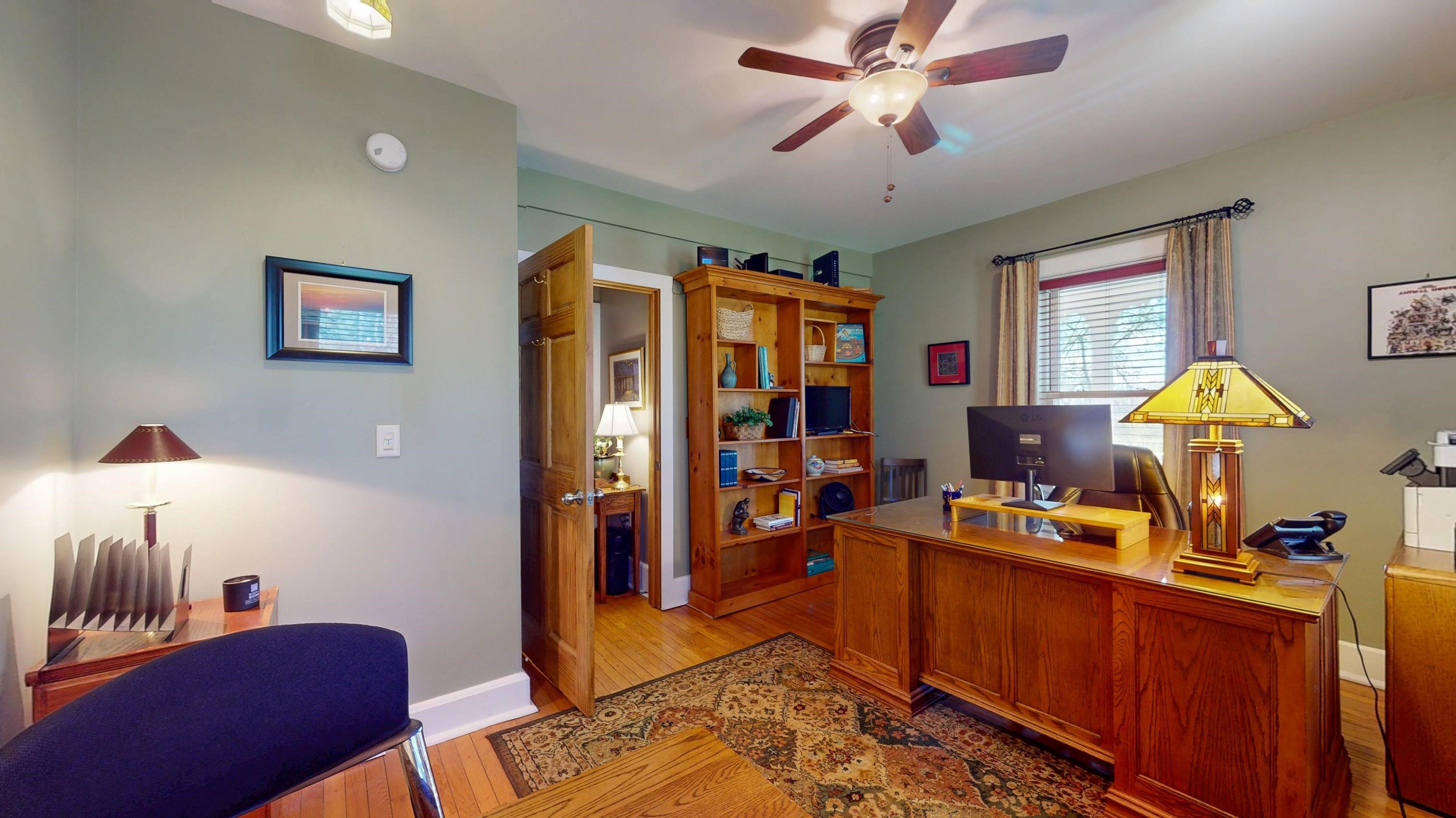 main property photo 20