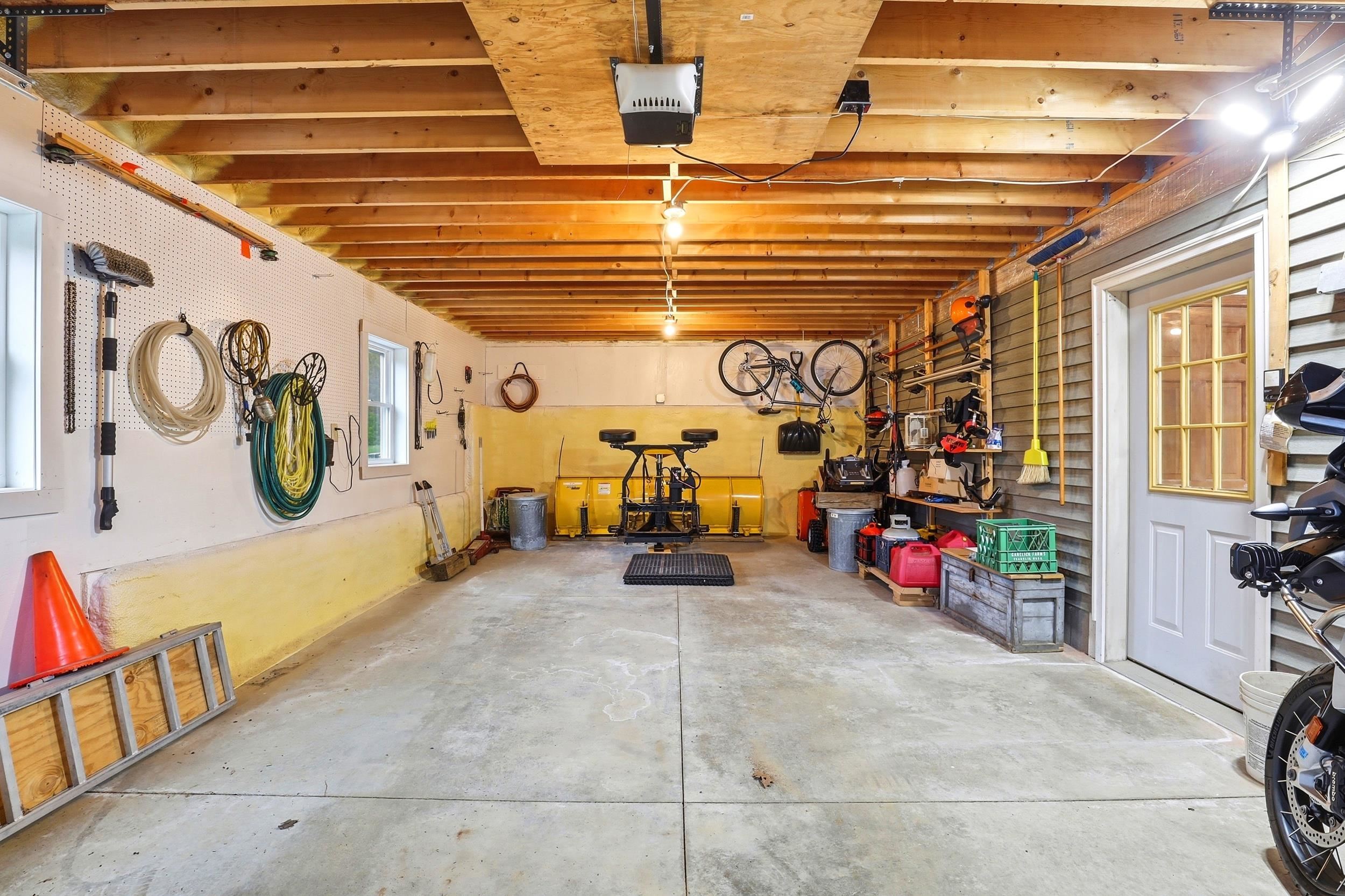 main property photo 51