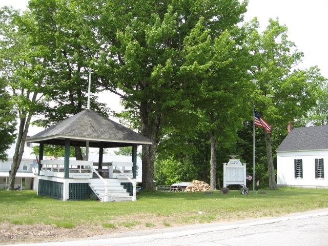 main property photo 37