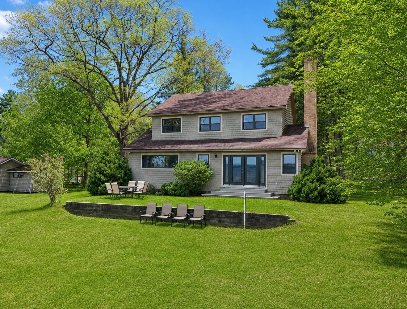 main property photo 41
