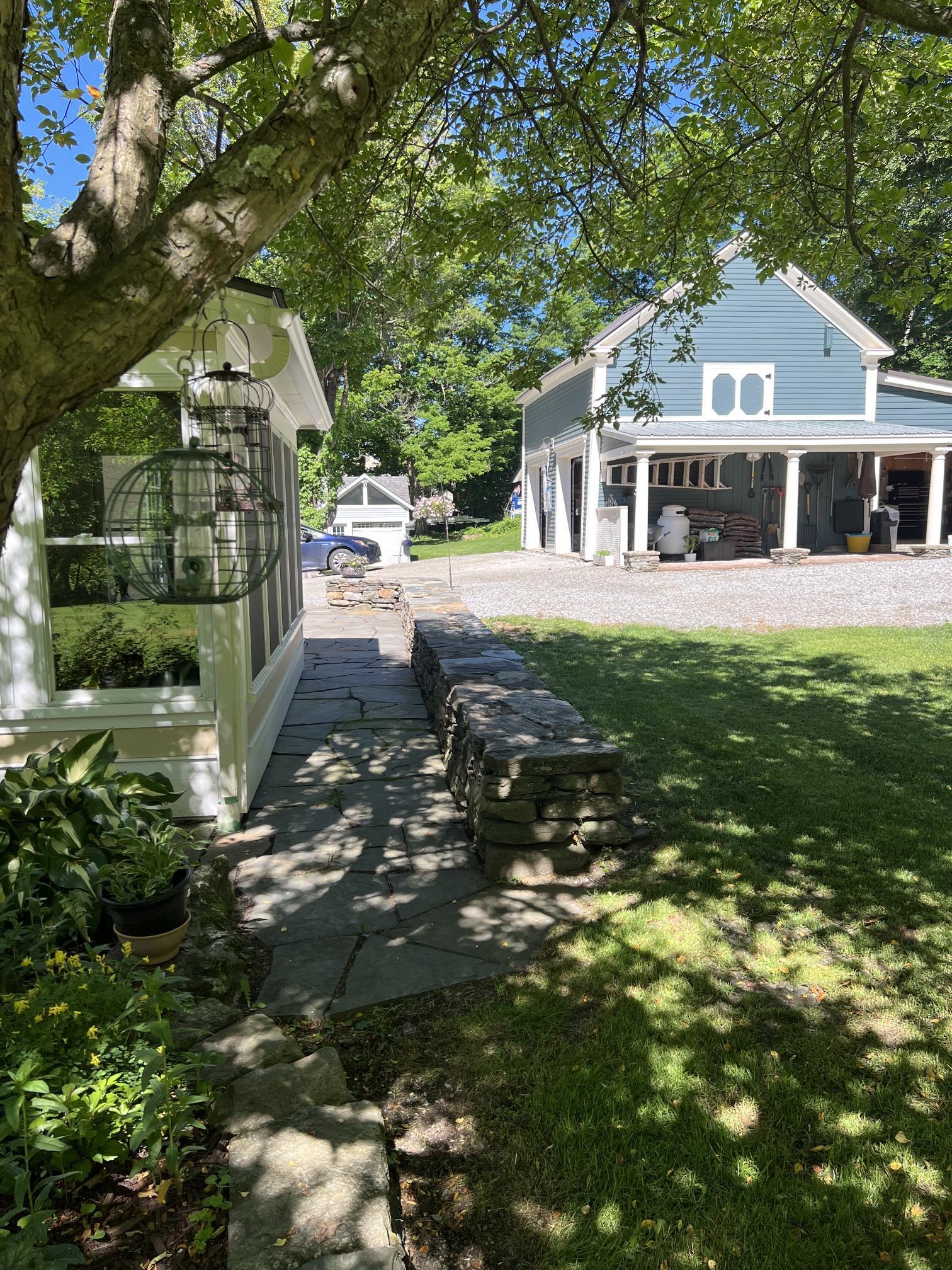 main property photo 17