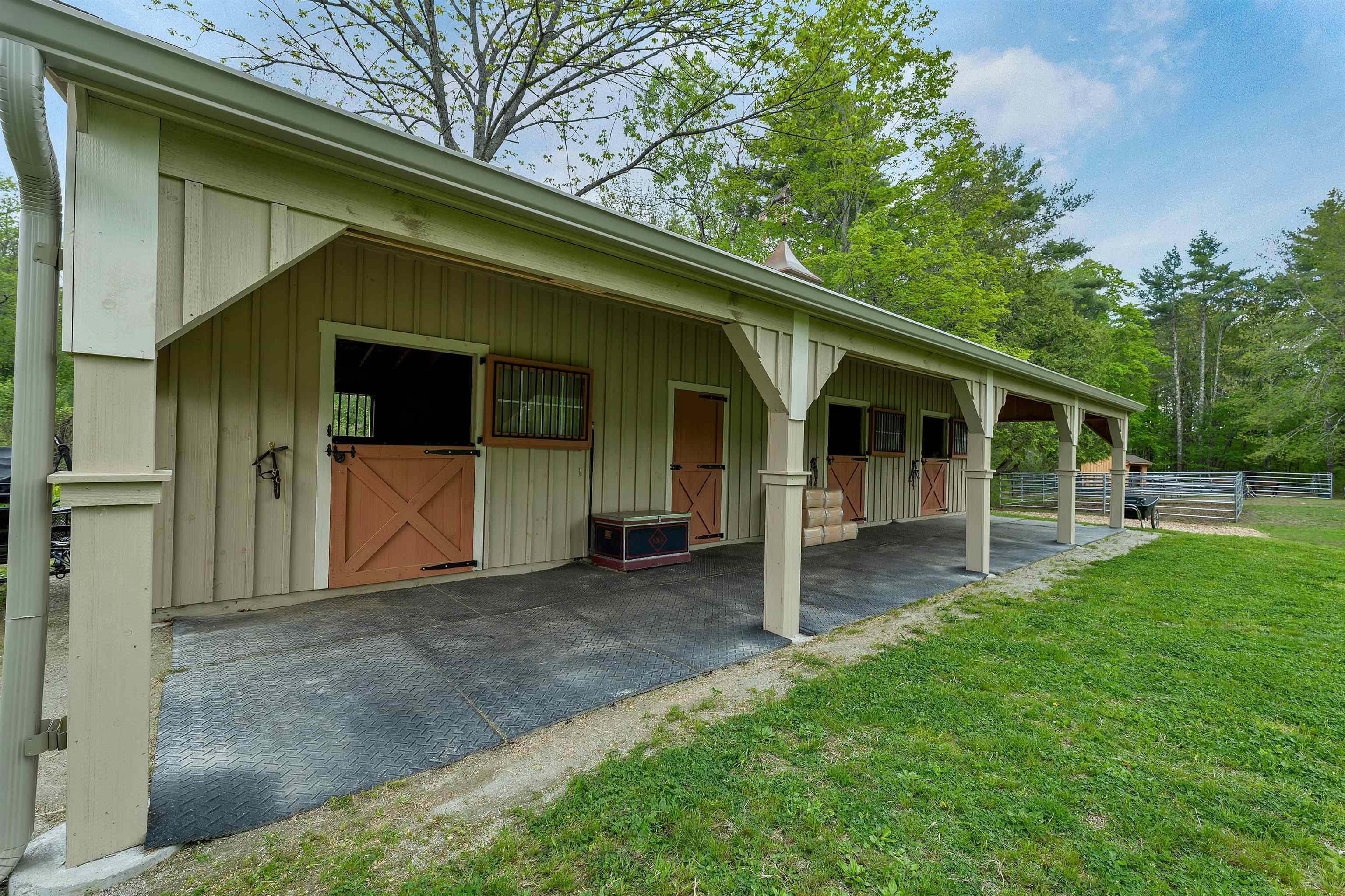 main property photo 47
