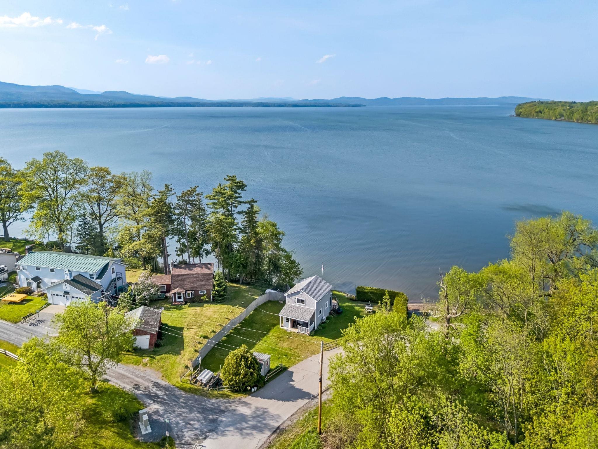 main property photo 35