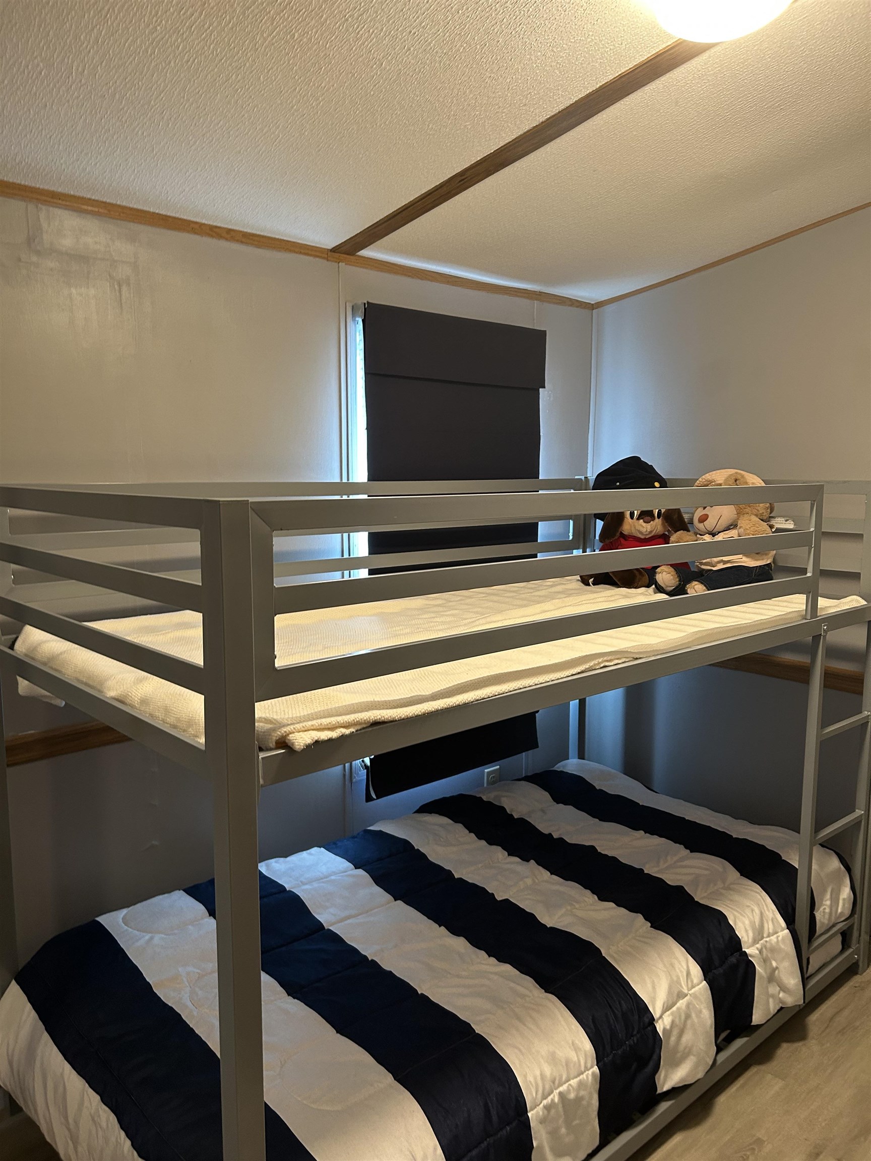 main property photo 38