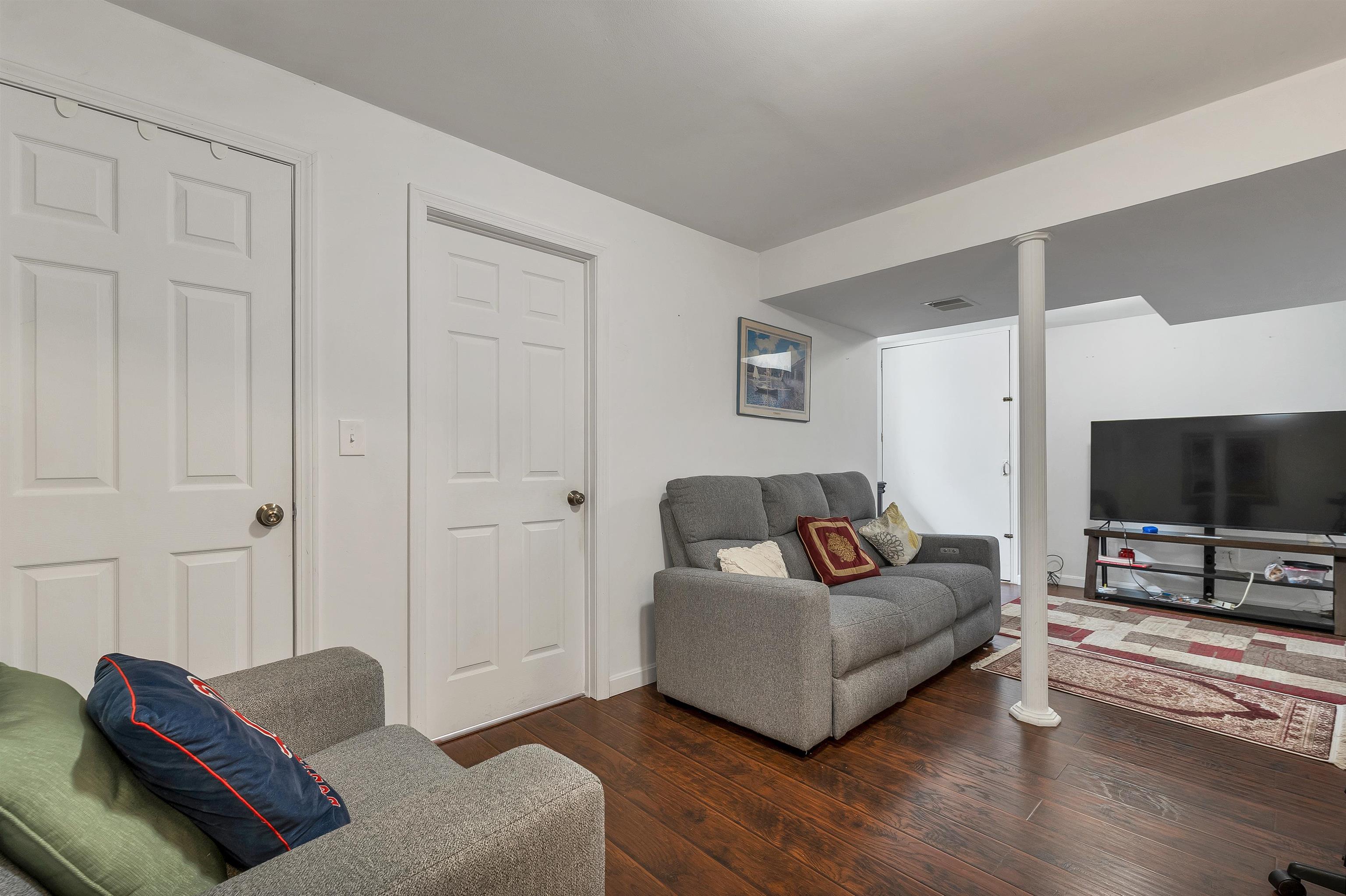 main property photo 49