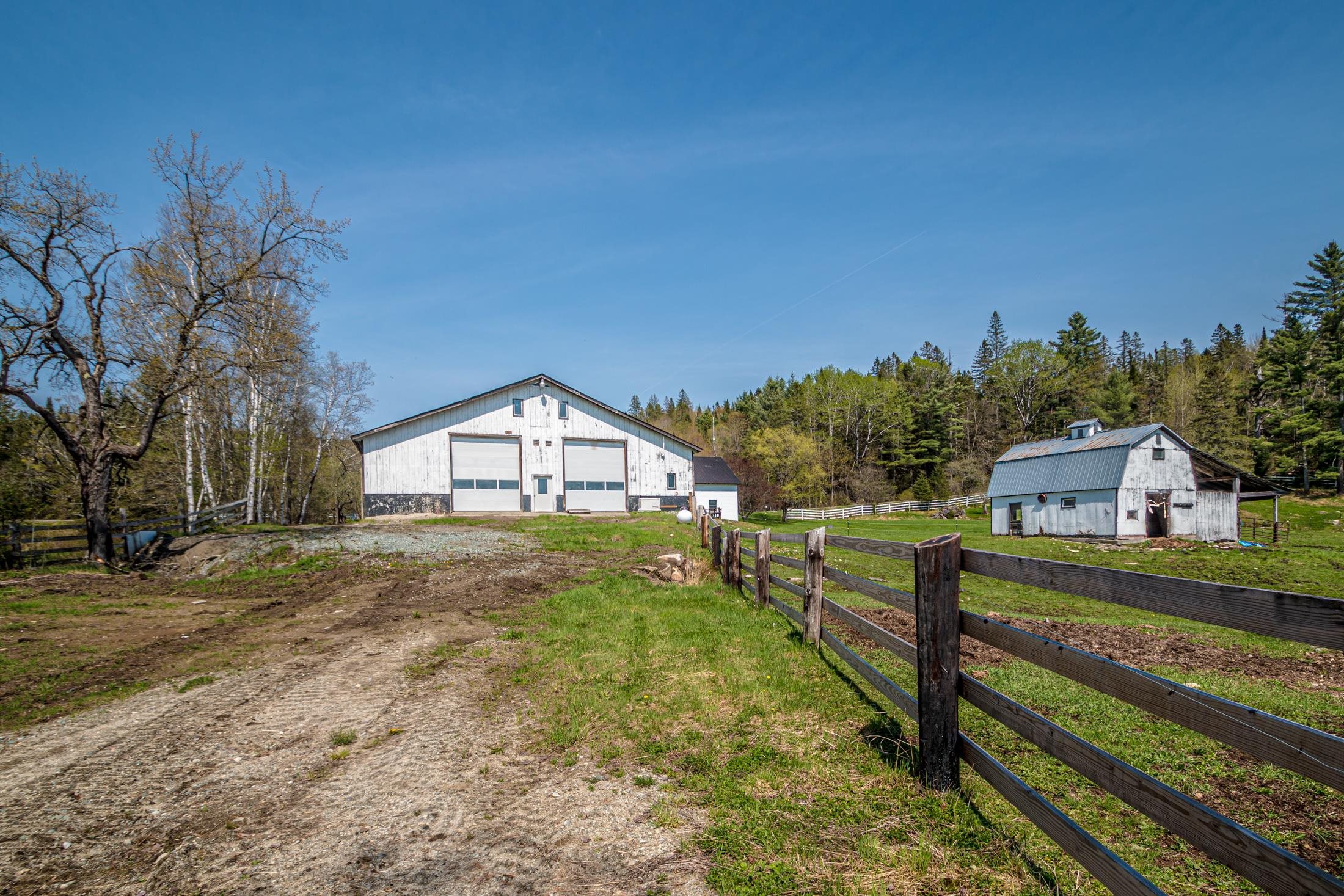 main property photo 38