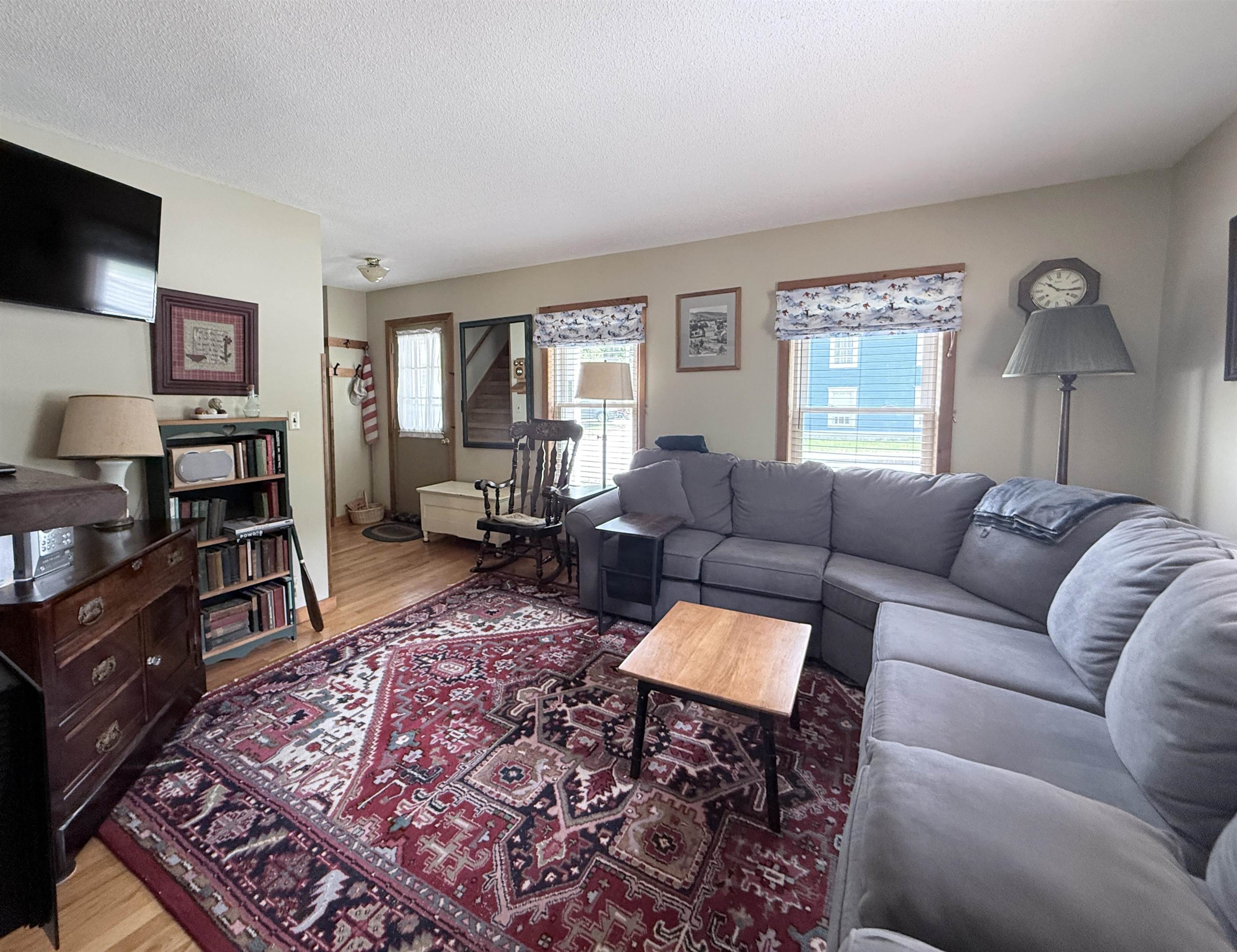 main property photo 8