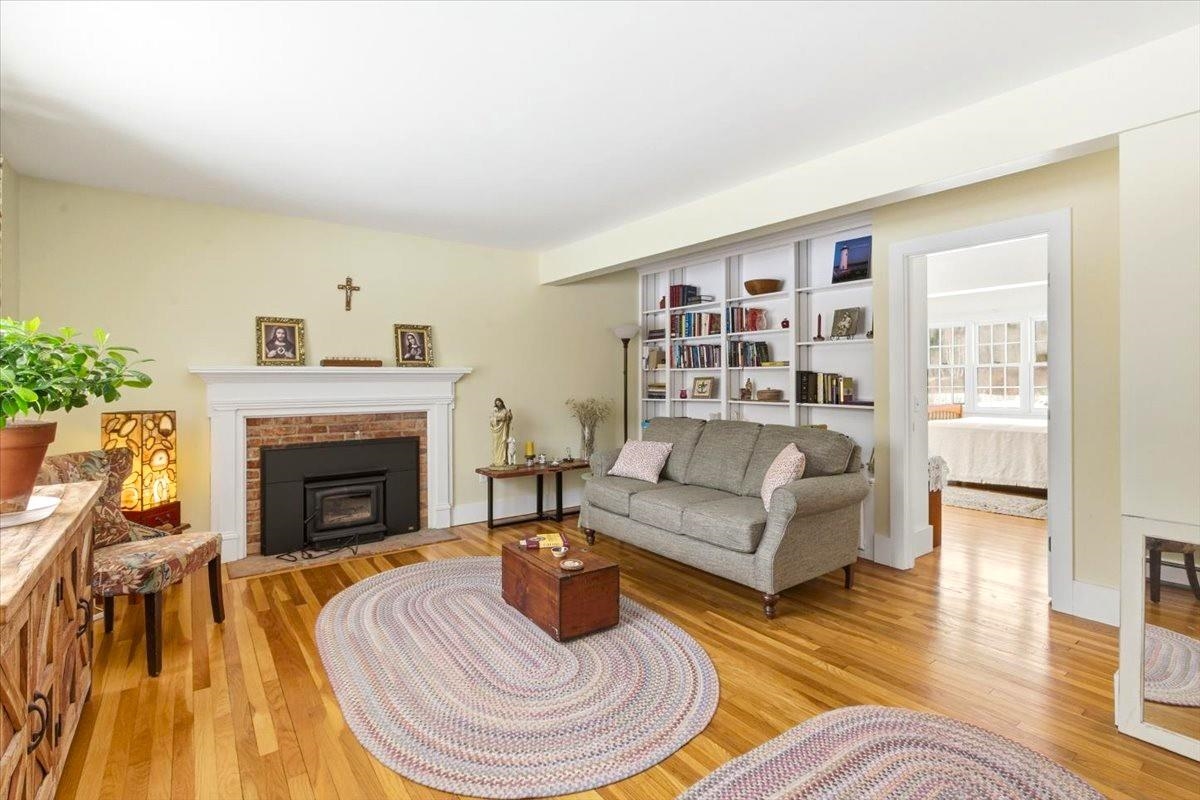main property photo 12