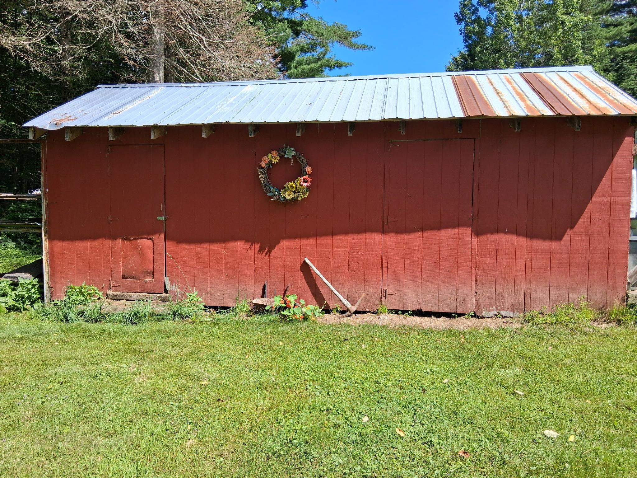 main property photo 31