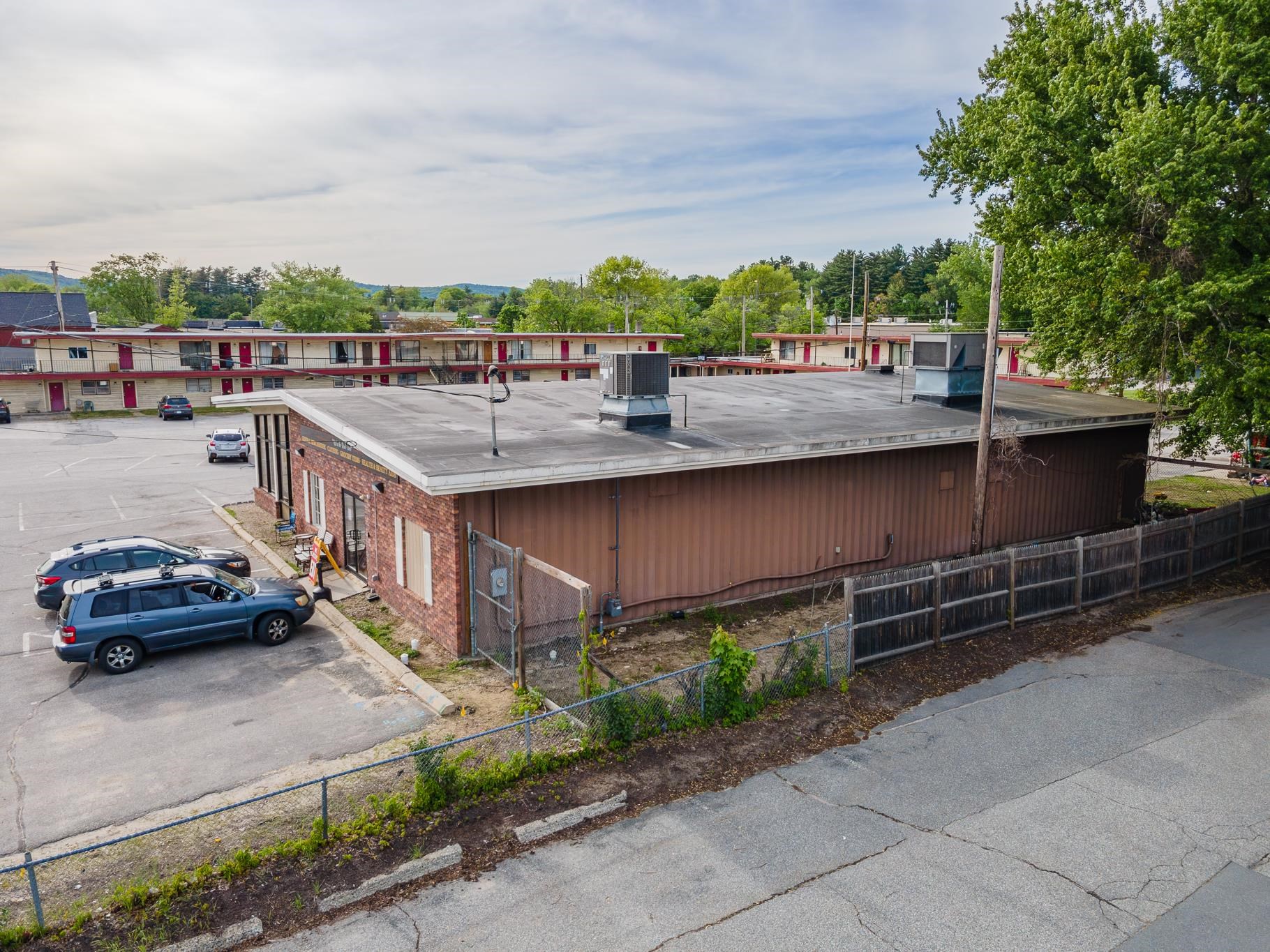 main property photo 23