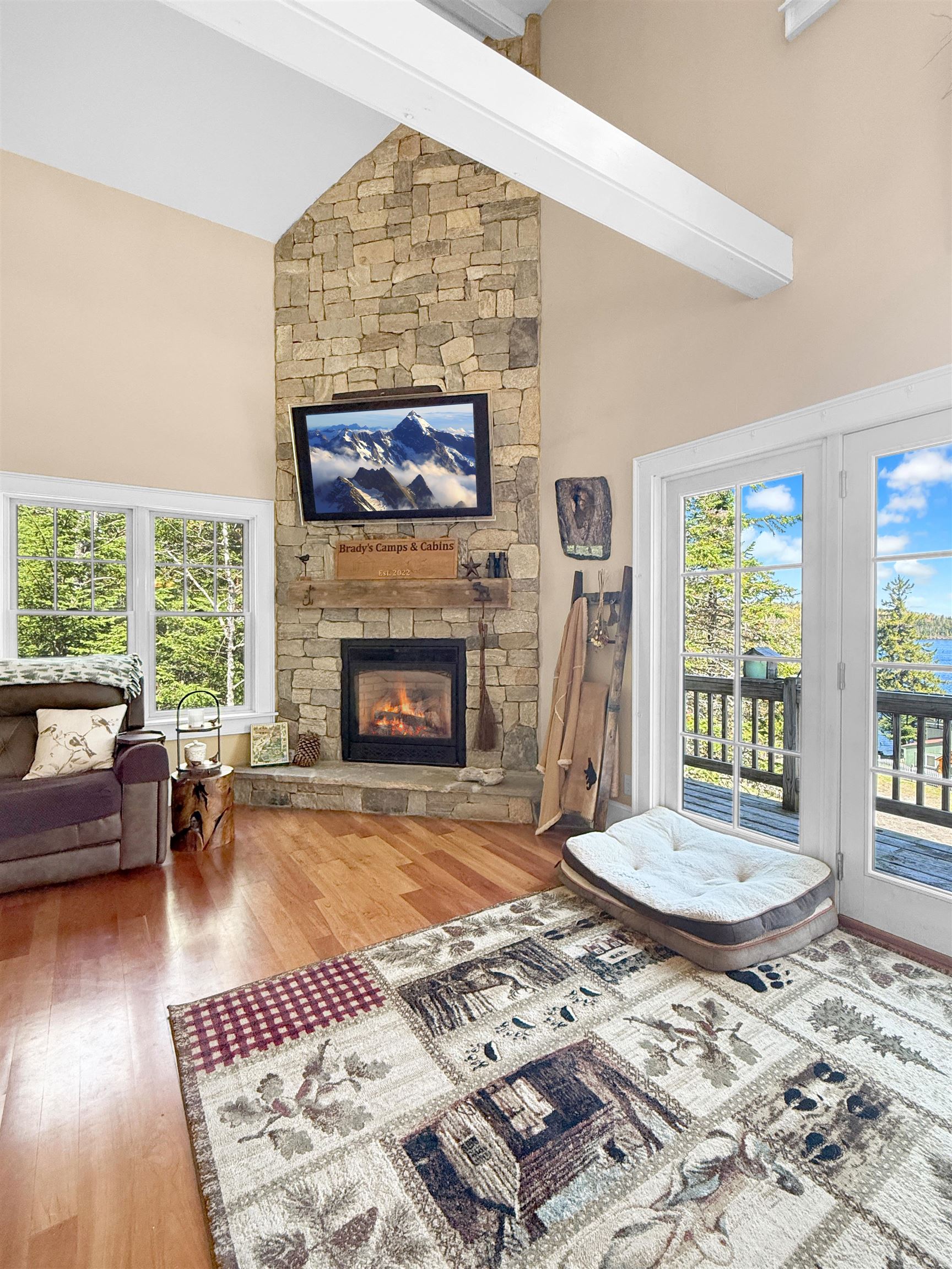main property photo 15