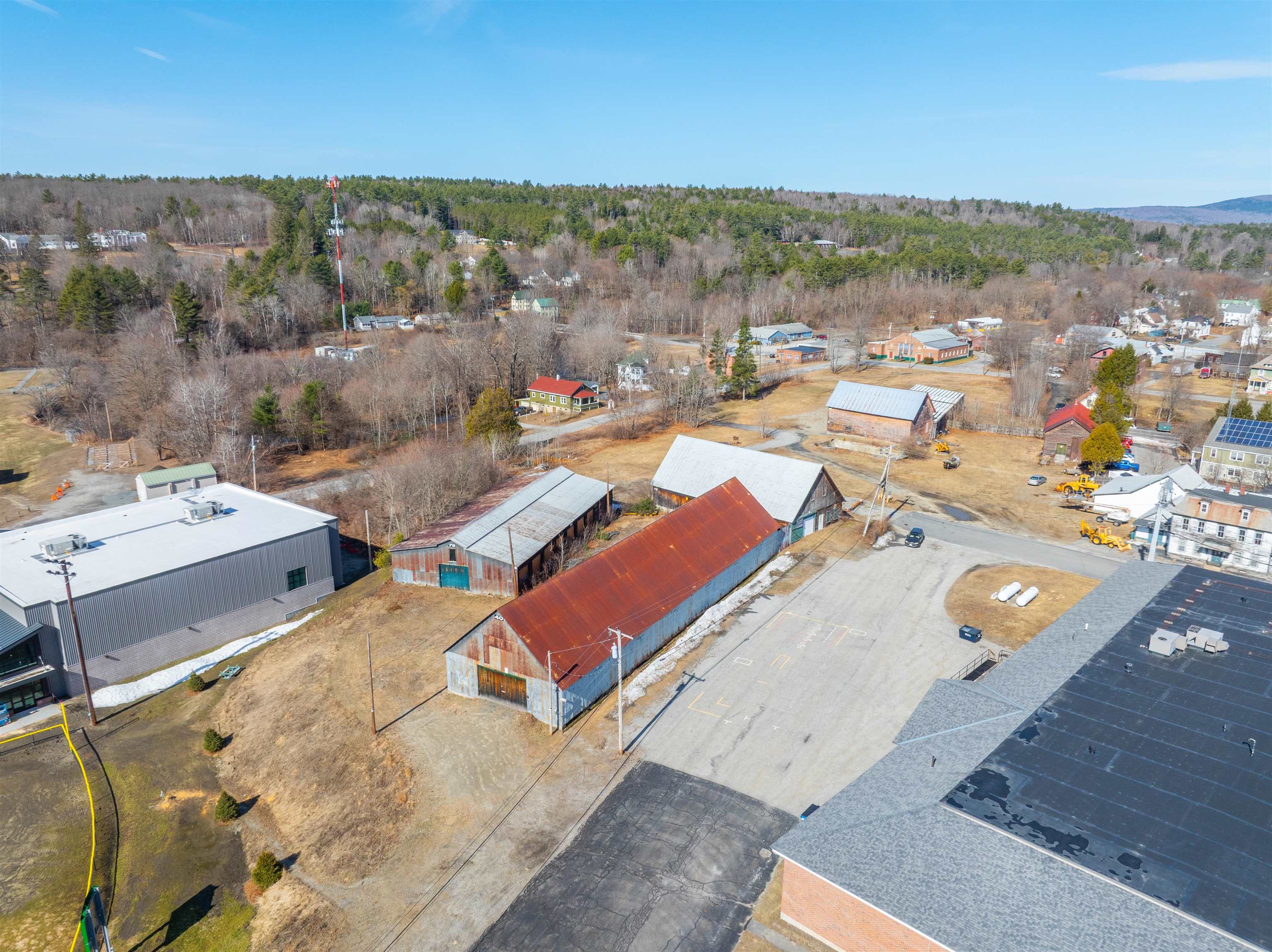 main property photo 5
