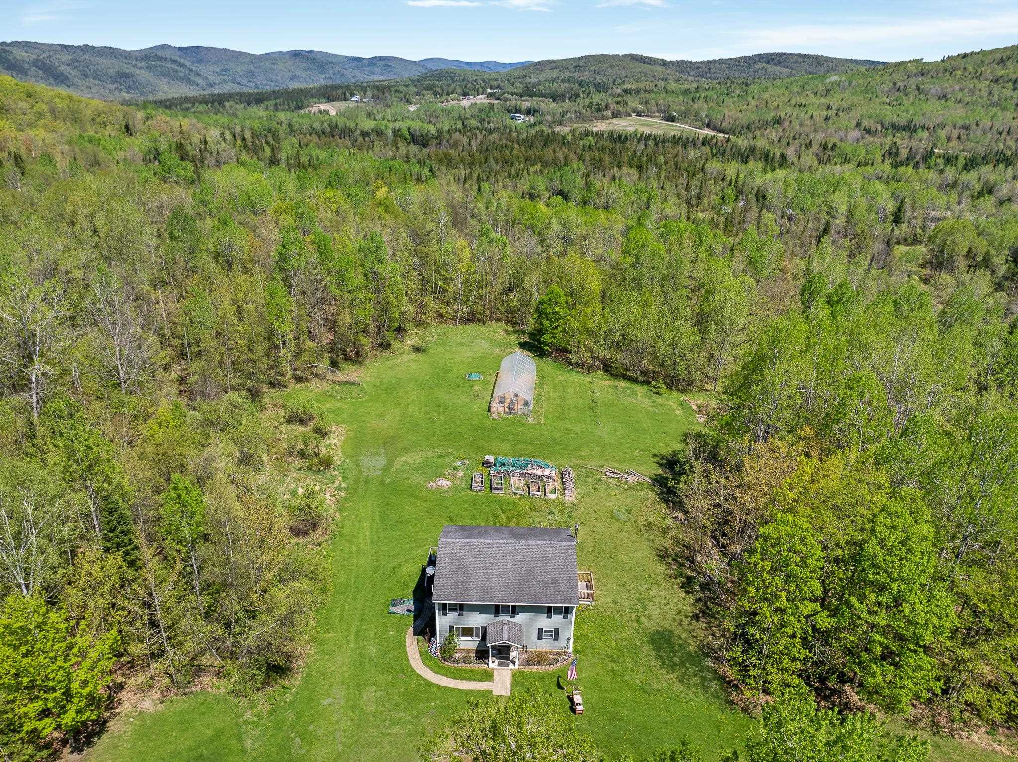 main property photo 17