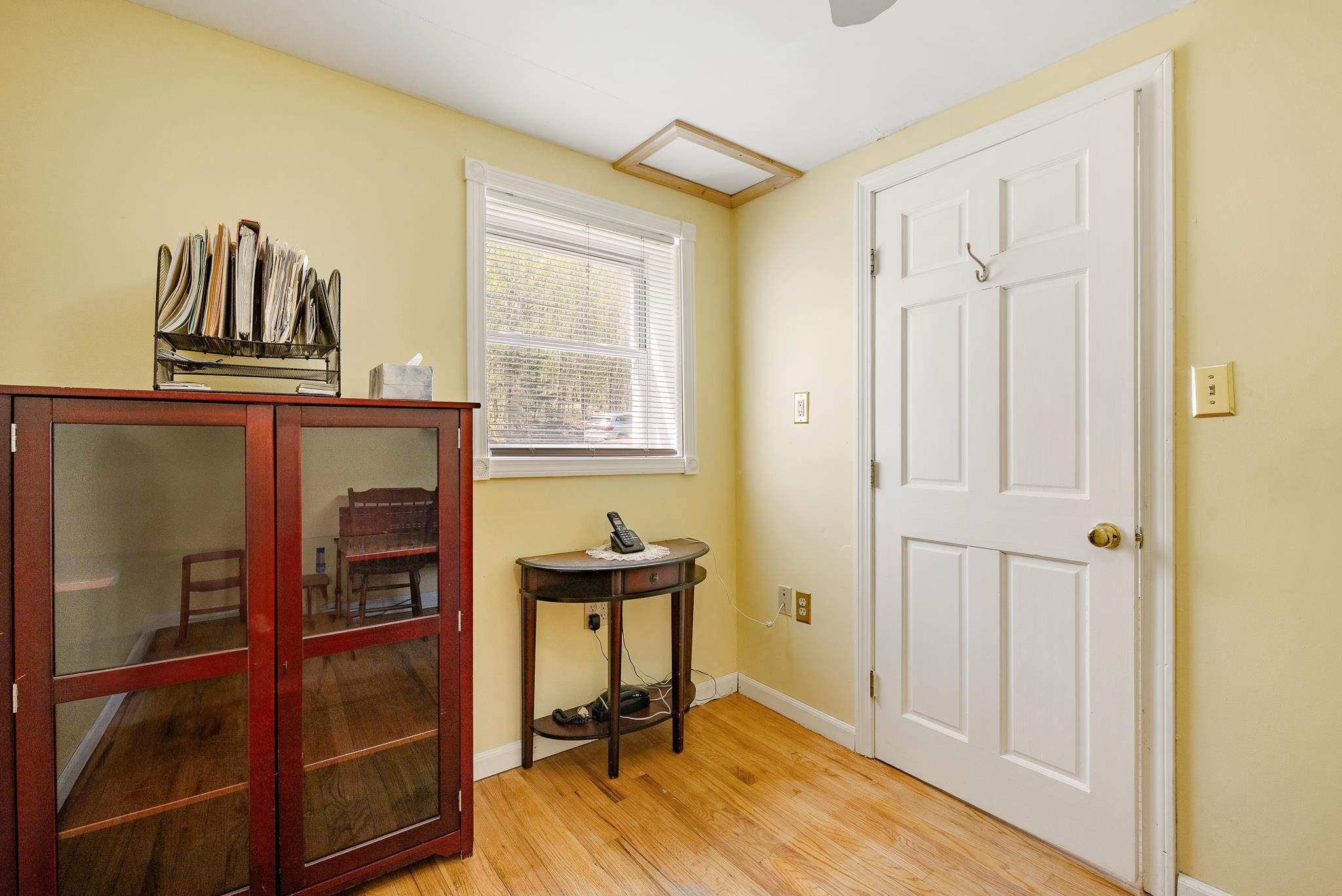 main property photo 31