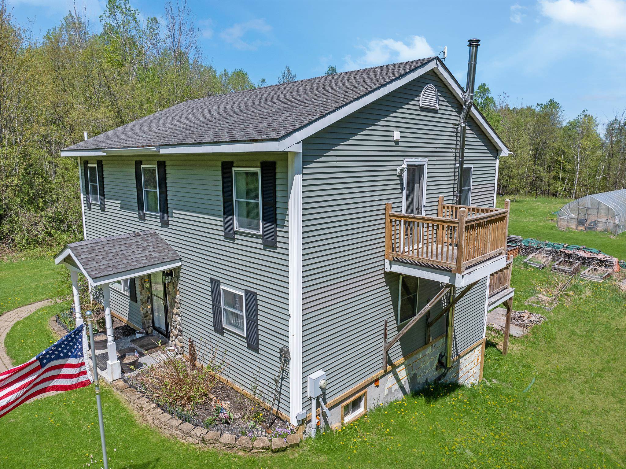 main property photo 5
