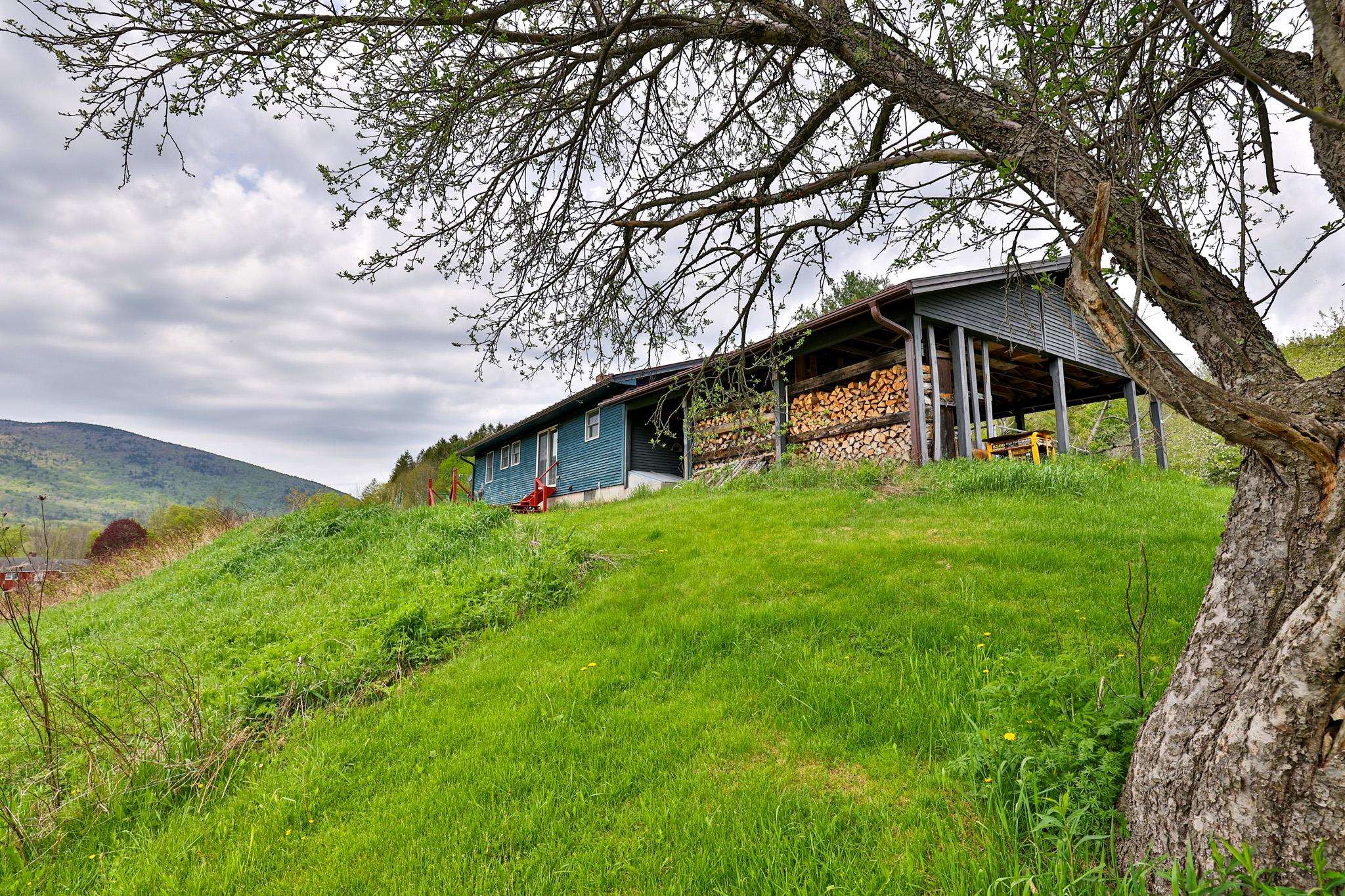 main property photo 34