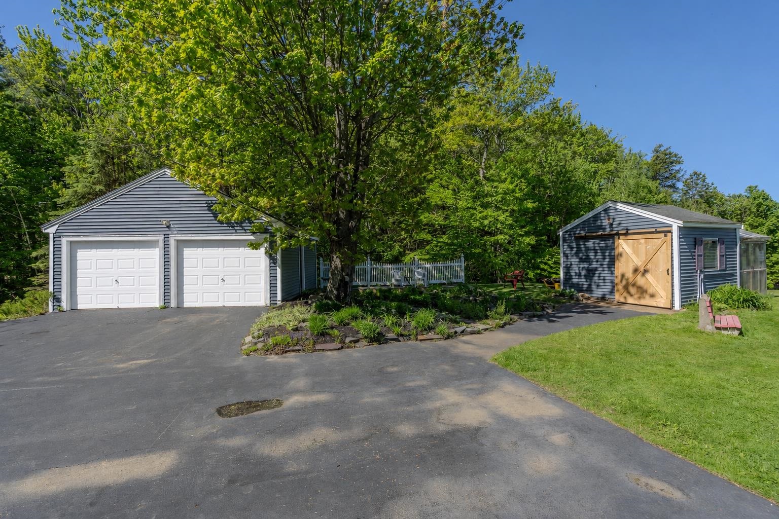 main property photo 58