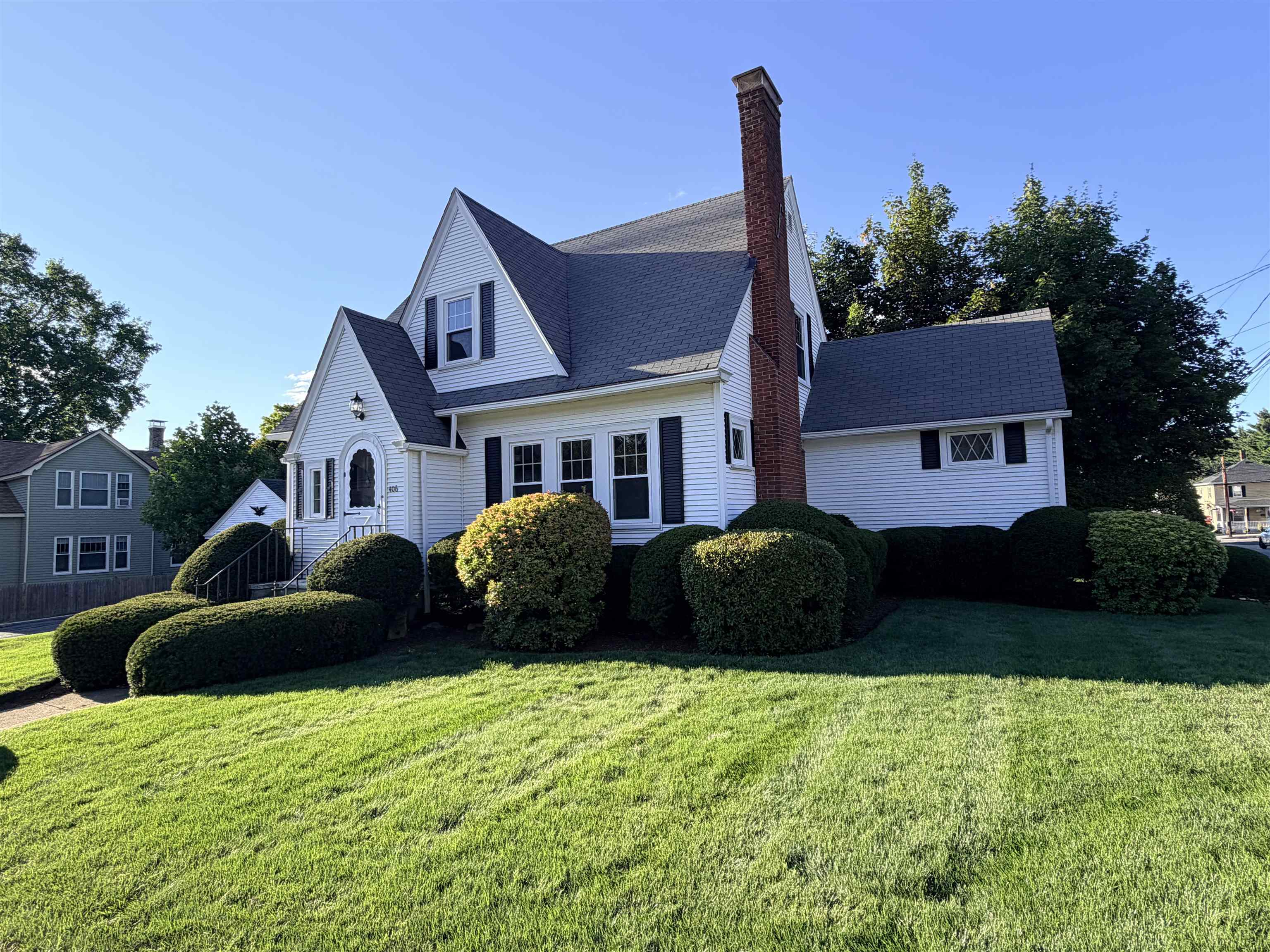 main property photo 40