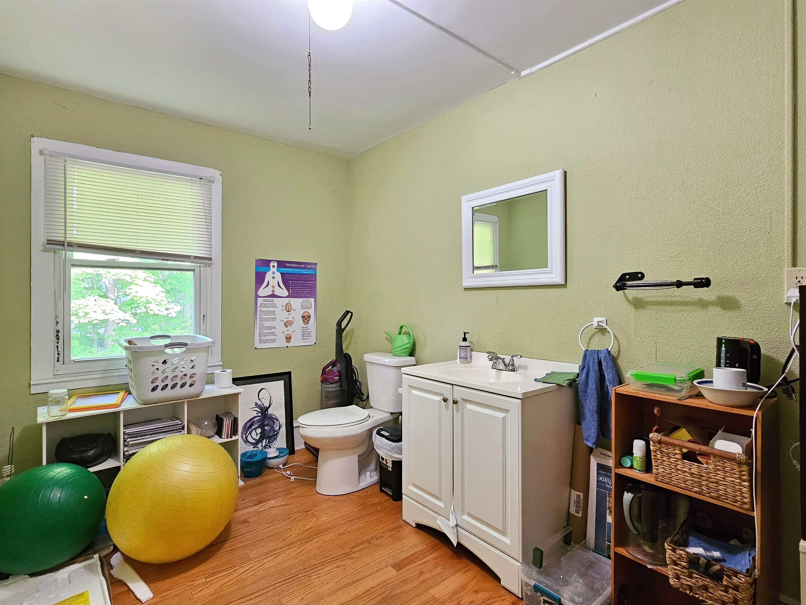main property photo 25