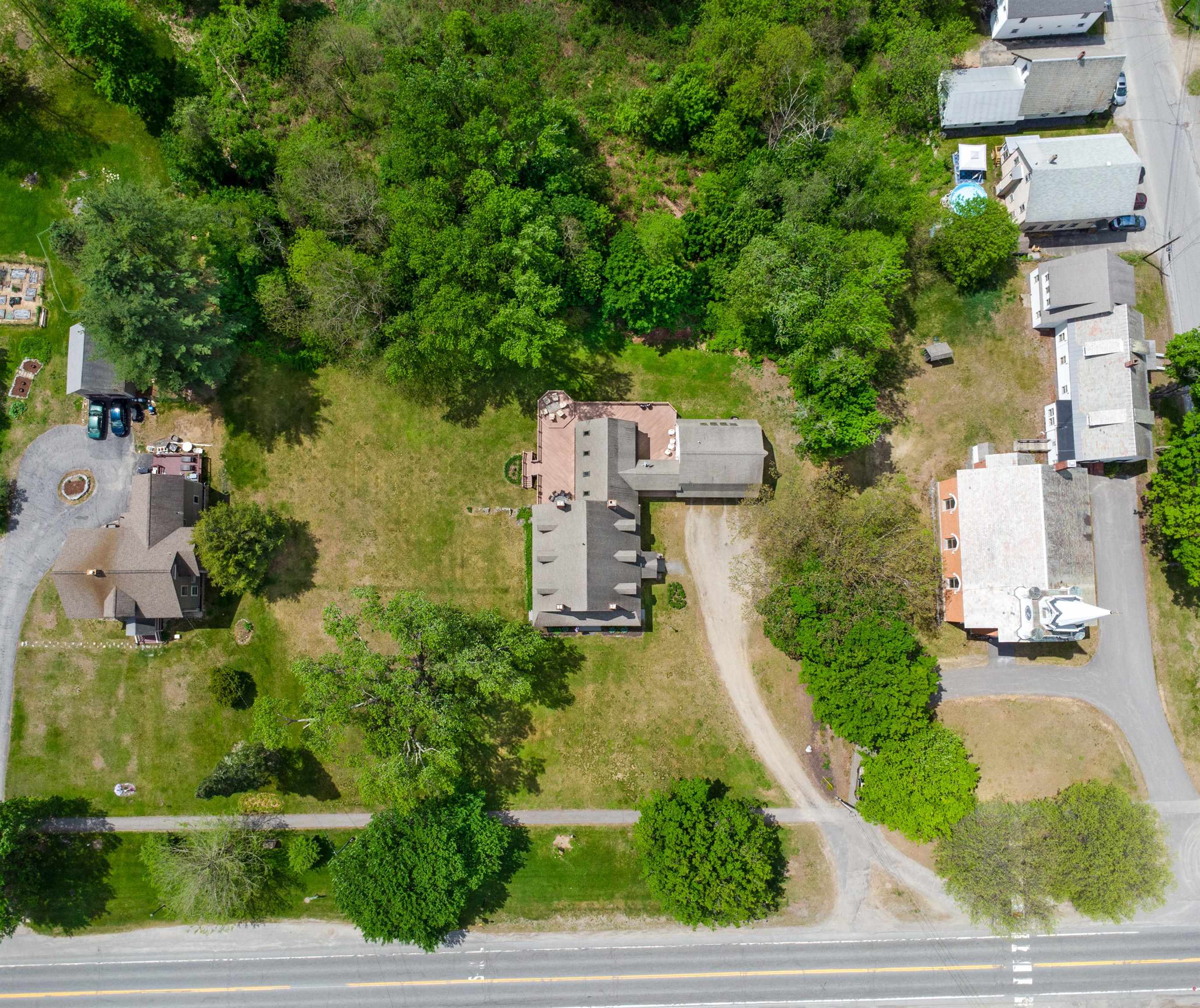 main property photo 39
